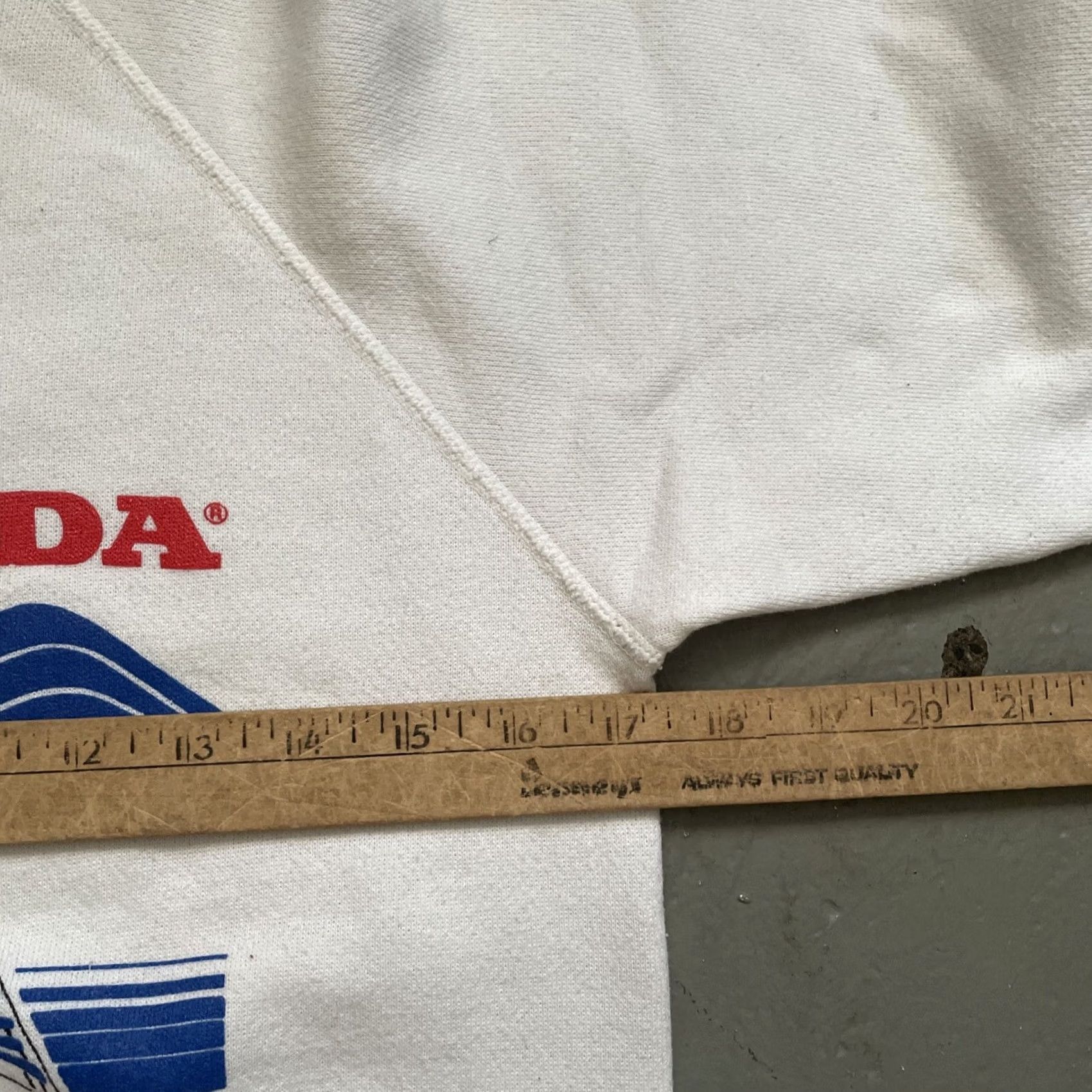 Hanes VINTAGE 1980s Honda MotoX Motocross Motorcycle Riding Sweatshirt Made In USA S Size US S / EU 44-46 / 1 - 4 Thumbnail