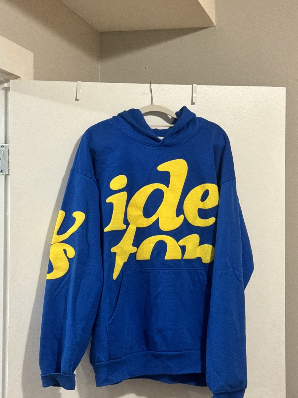 Video Store Apparel Video Store Hoodie MISPRINT Size US XL / EU 56 / 4 - 1 Preview