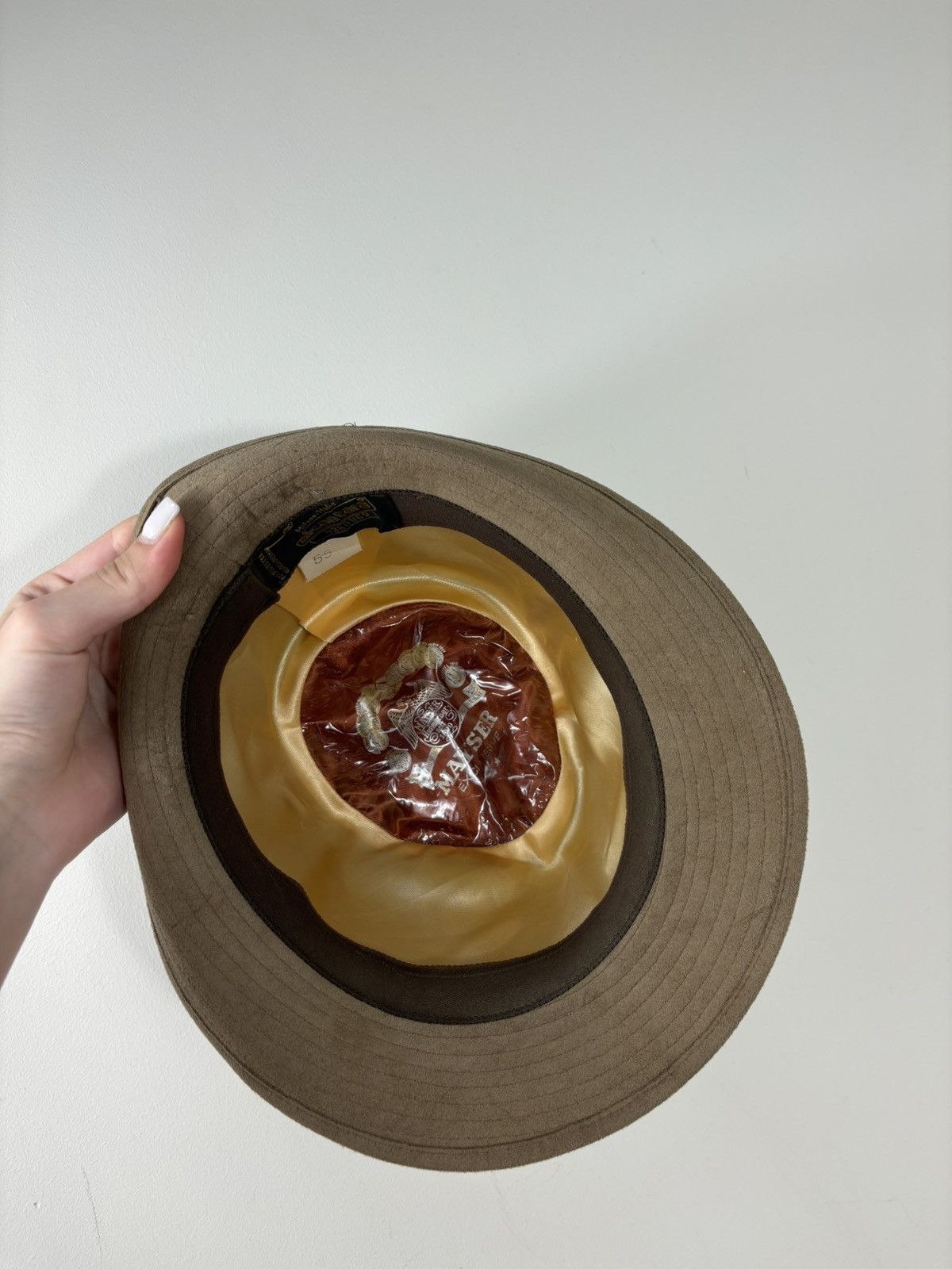 Vintage Vintage Mayser Hat Exclusive Alcantara Suede Safari Style Size ONE SIZE - 10 Thumbnail