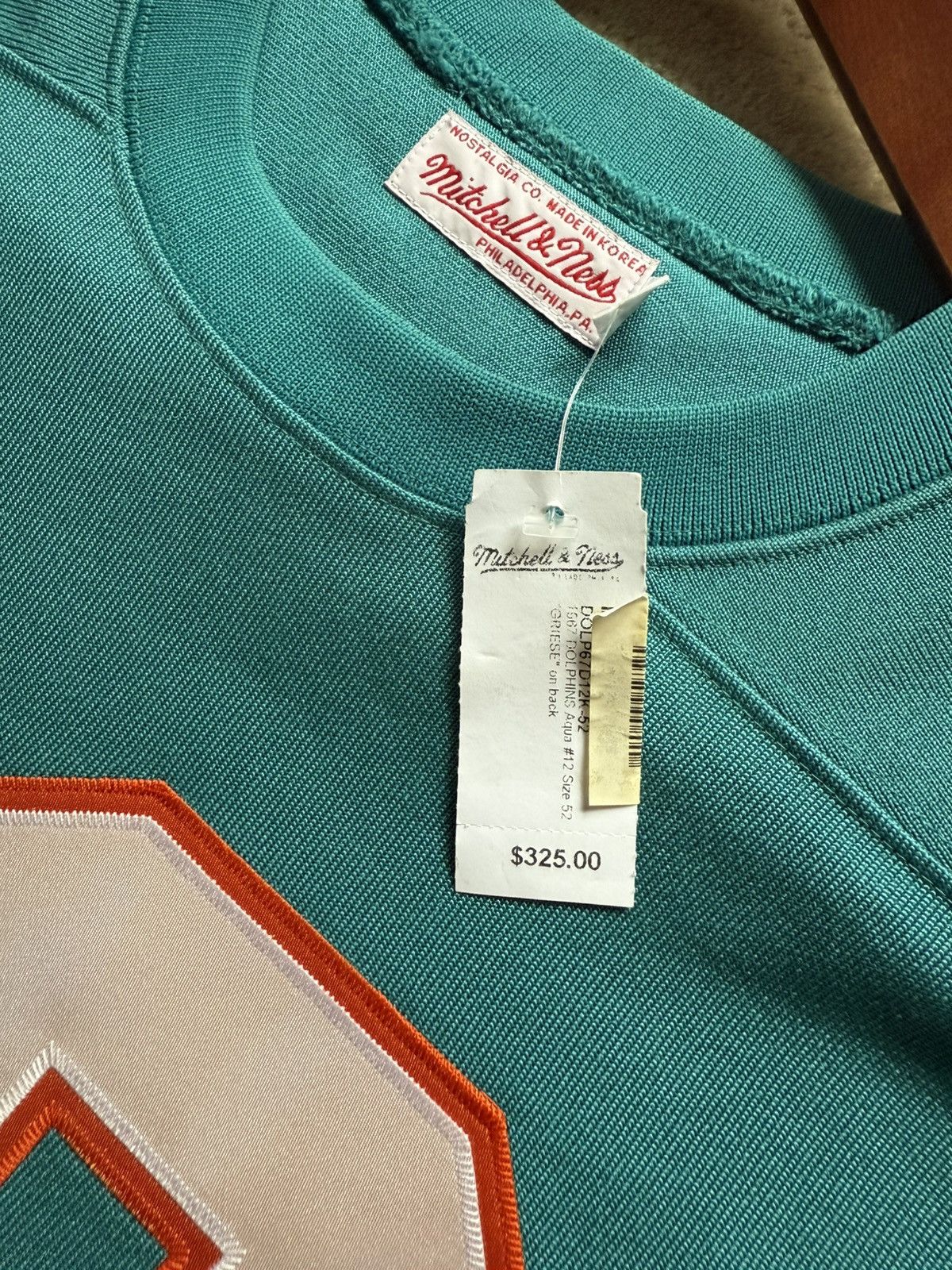 Mitchell & Ness Vintage Miami Dolphins knit jersey. Size US L / EU 52-54 / 3 - 3 Thumbnail