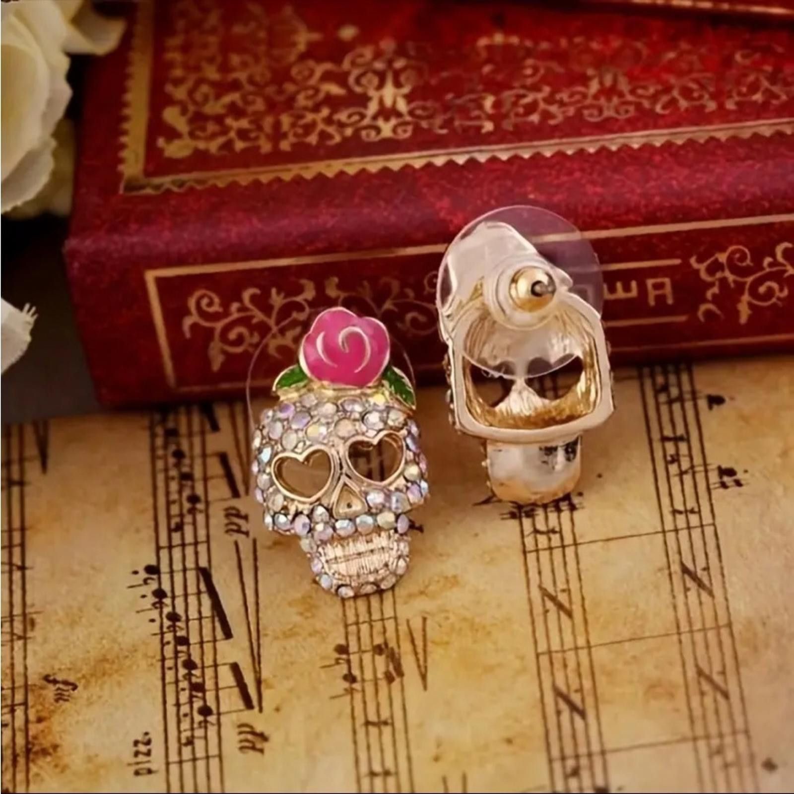 Designer Aurora Borealis Day Of The Dead Crystal Skull Earnings NWT Size ONE SIZE - 2 Thumbnail