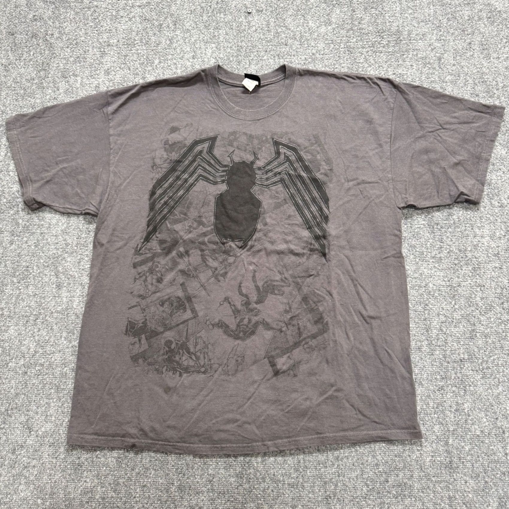Vintage Marvel Spider Man T-shirt Men's 2XL Venom Gray Y2K Grunge Shirt Mens 2XL Venom Gray Marvel Mad Engine Spider Man T-shirt Y2K Grunge Size US XXL / EU 58 / 5 - 7 Thumbnail
