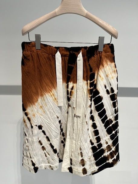 o1loc1c0124 Shorts in Black & White
