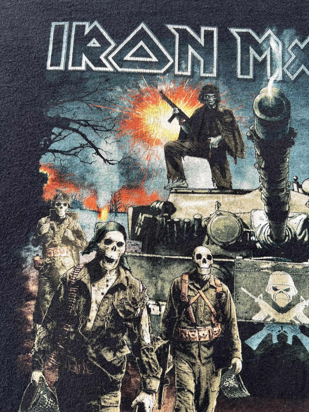 Band Tees Vintage 2006 Iron Maiden A Matter Of Life And Death T-shirt Size US L / EU 52-54 / 3 - 6 Thumbnail