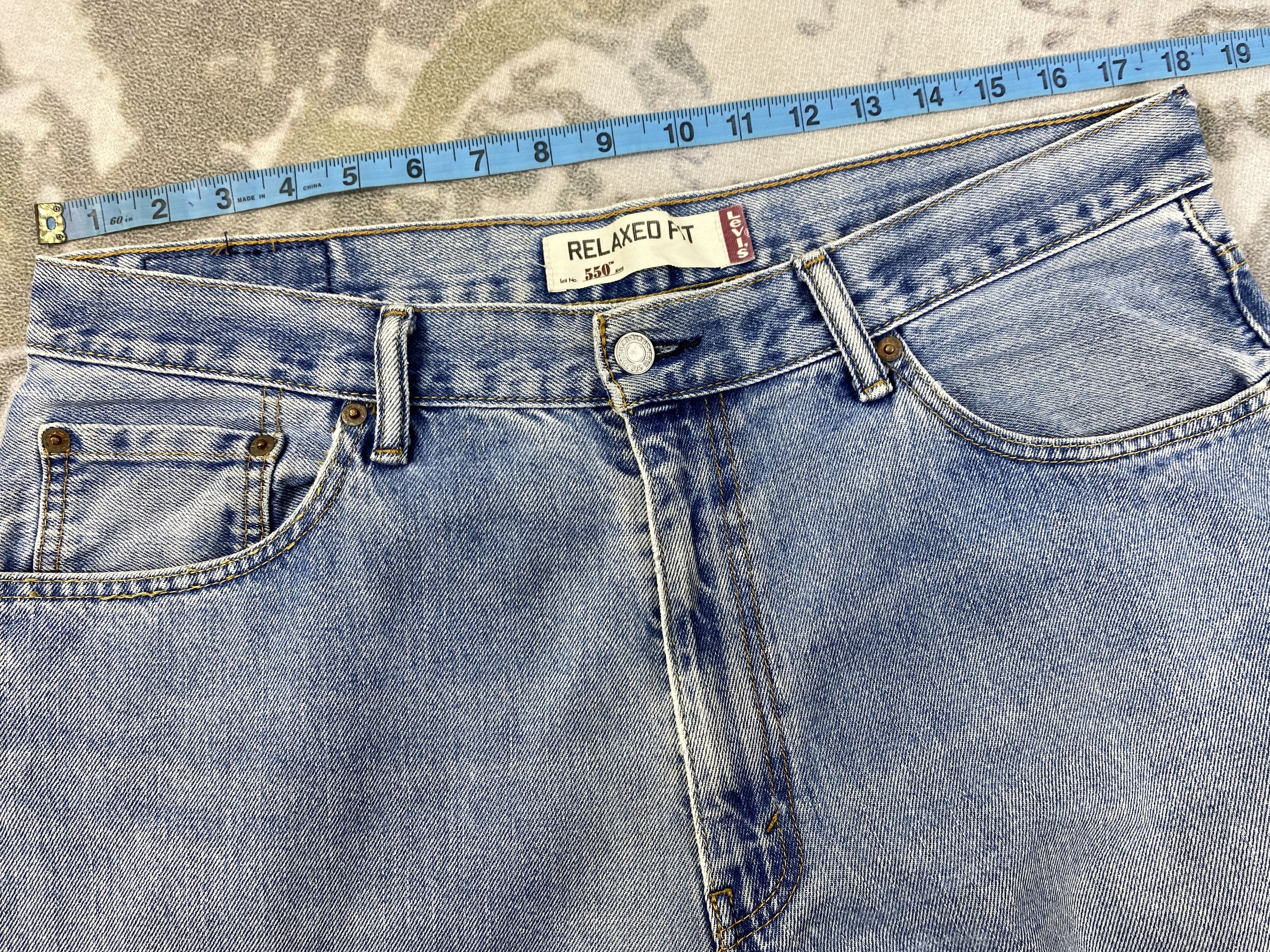 Levi's Light Wash Vintage Levi's 550 Relaxed Fit Denim 36x35 -JN652 Size US 36 / EU 52 - 5 Thumbnail