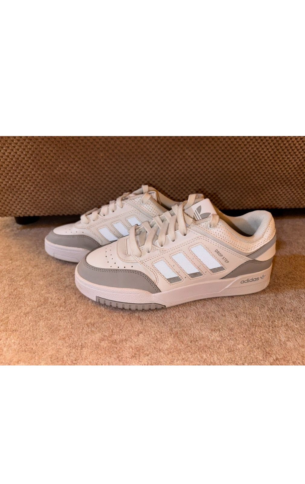 Adidas White and grey adidas trainers Size US 7.5 / IT 37.5 - 6 Thumbnail