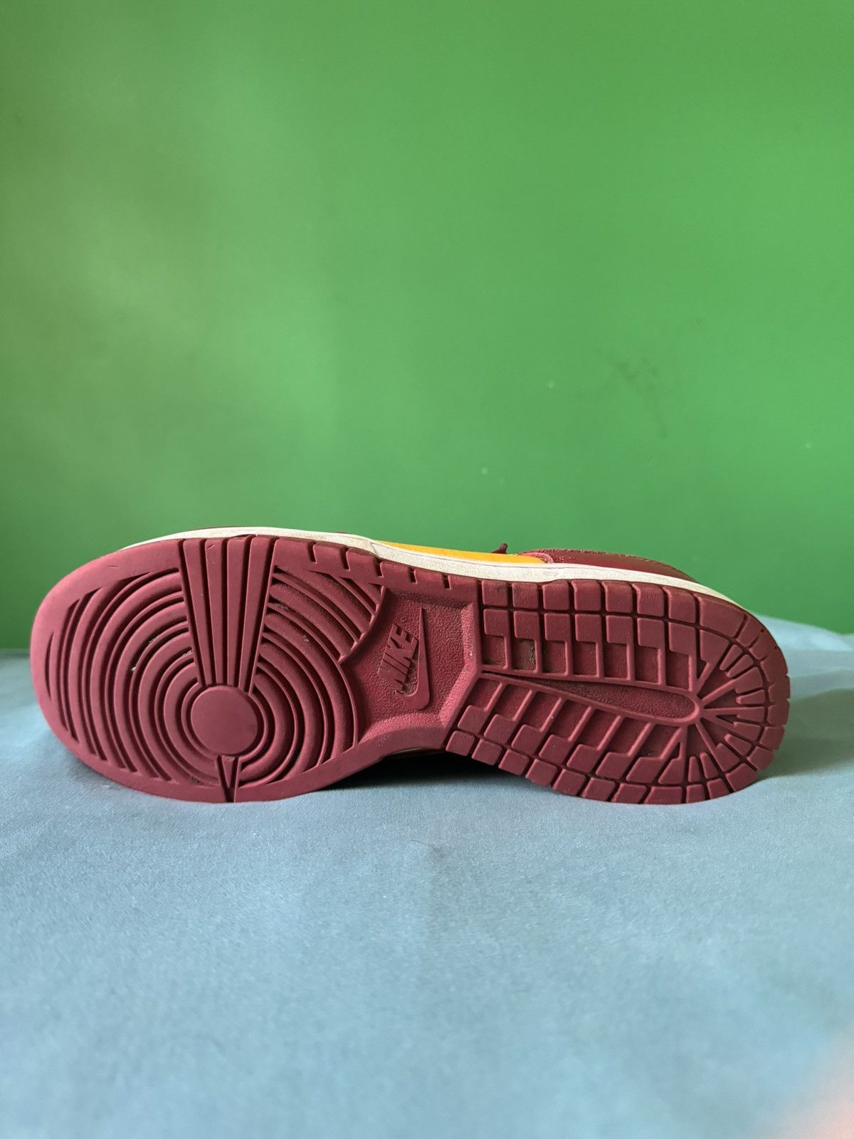 Nike Nike Dunk Low Midas Gold 2022 Size US 10.5 / EU 43-44 - 4 Thumbnail