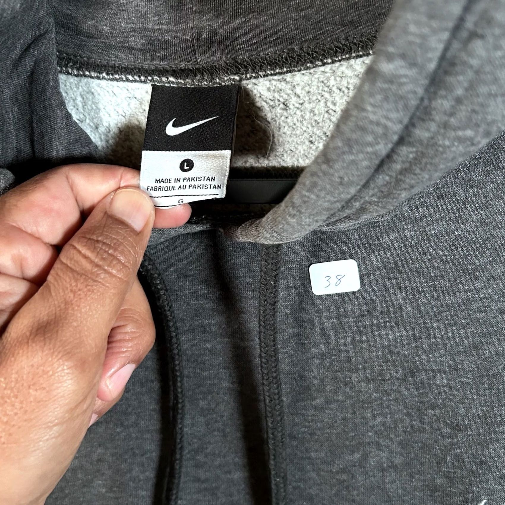 Nike Nike Sportswear Mens Hoodie Sweater Gray Fleece Swoosh Pullover Large Size Size US L / EU 52-54 / 3 - 2 Thumbnail
