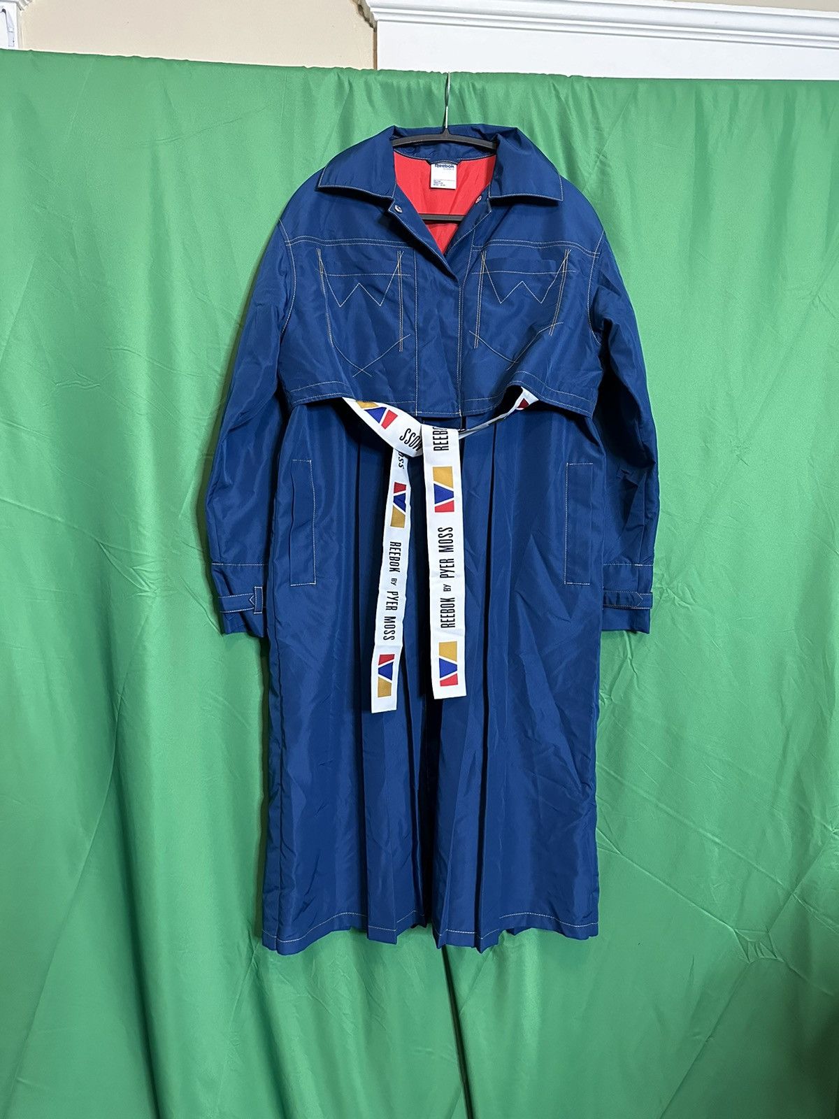 Long pleated belted cropped trench coat NWOT