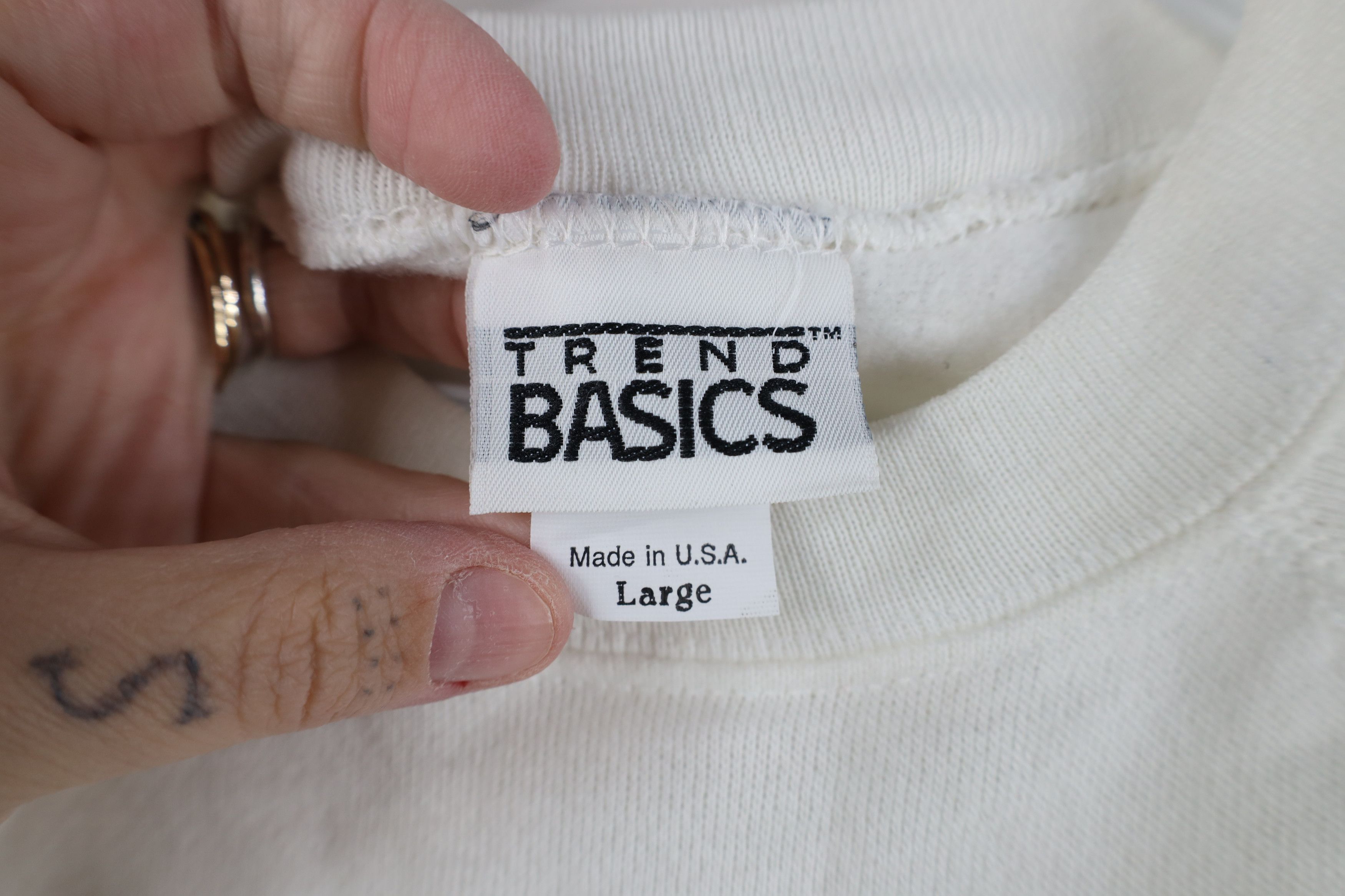 Vintage Deadstock Vintage 90s Streetwear Short Sleeve Sweatshirt USA Size US L / EU 52-54 / 3 - 8 Thumbnail