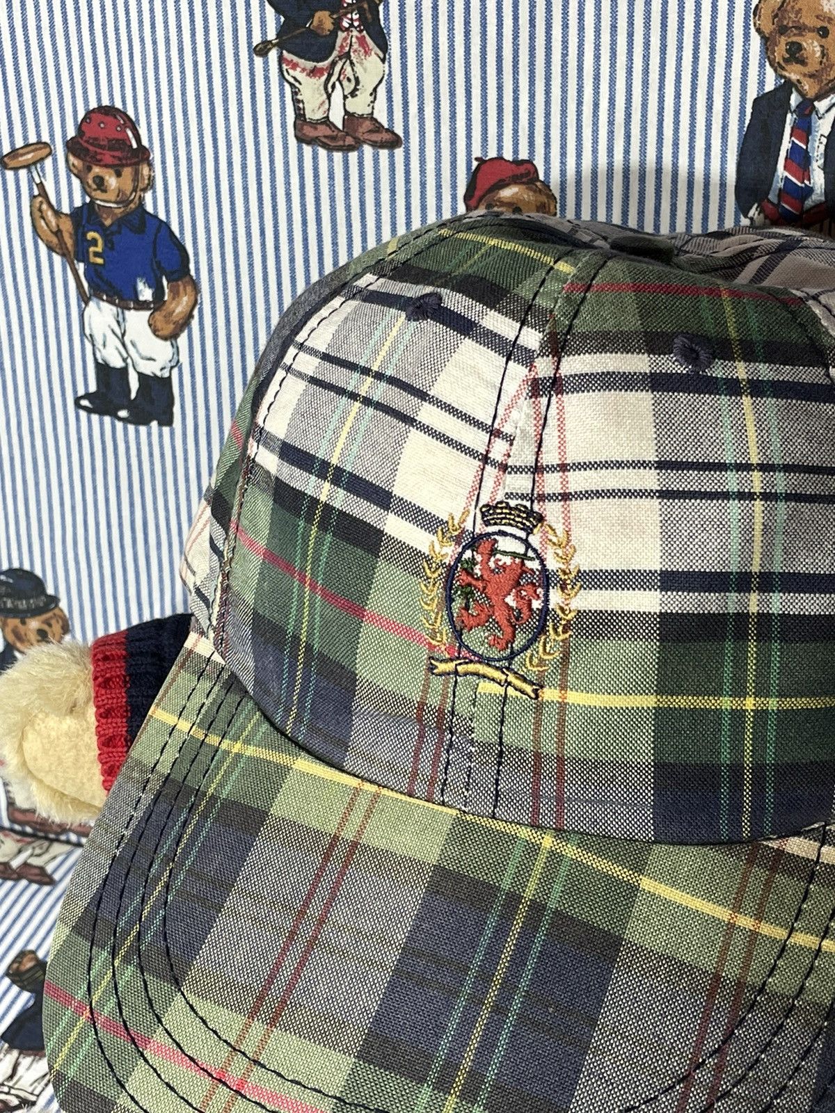 Tommy Hilfiger × Vintage Cap Tommy Hilfiger Lion Crest OG Vintage 90’s Size ONE SIZE - 4 Thumbnail