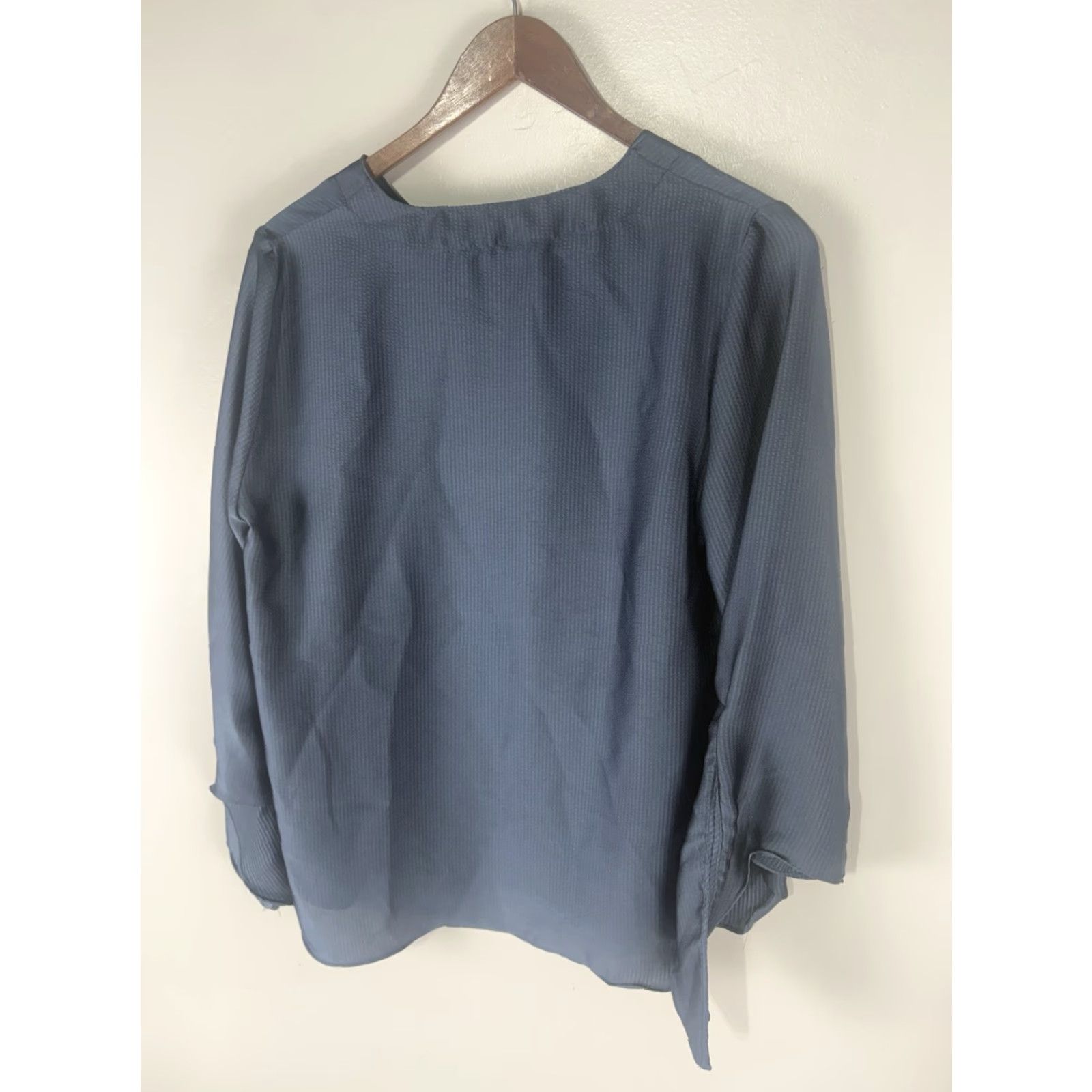 Michael Kors Michael Kors Blue 3/4 Tie Sleeves Dress Shirt Womens Size M Cambodia Size M / US 6-8 / IT 42-44 - 4 Thumbnail