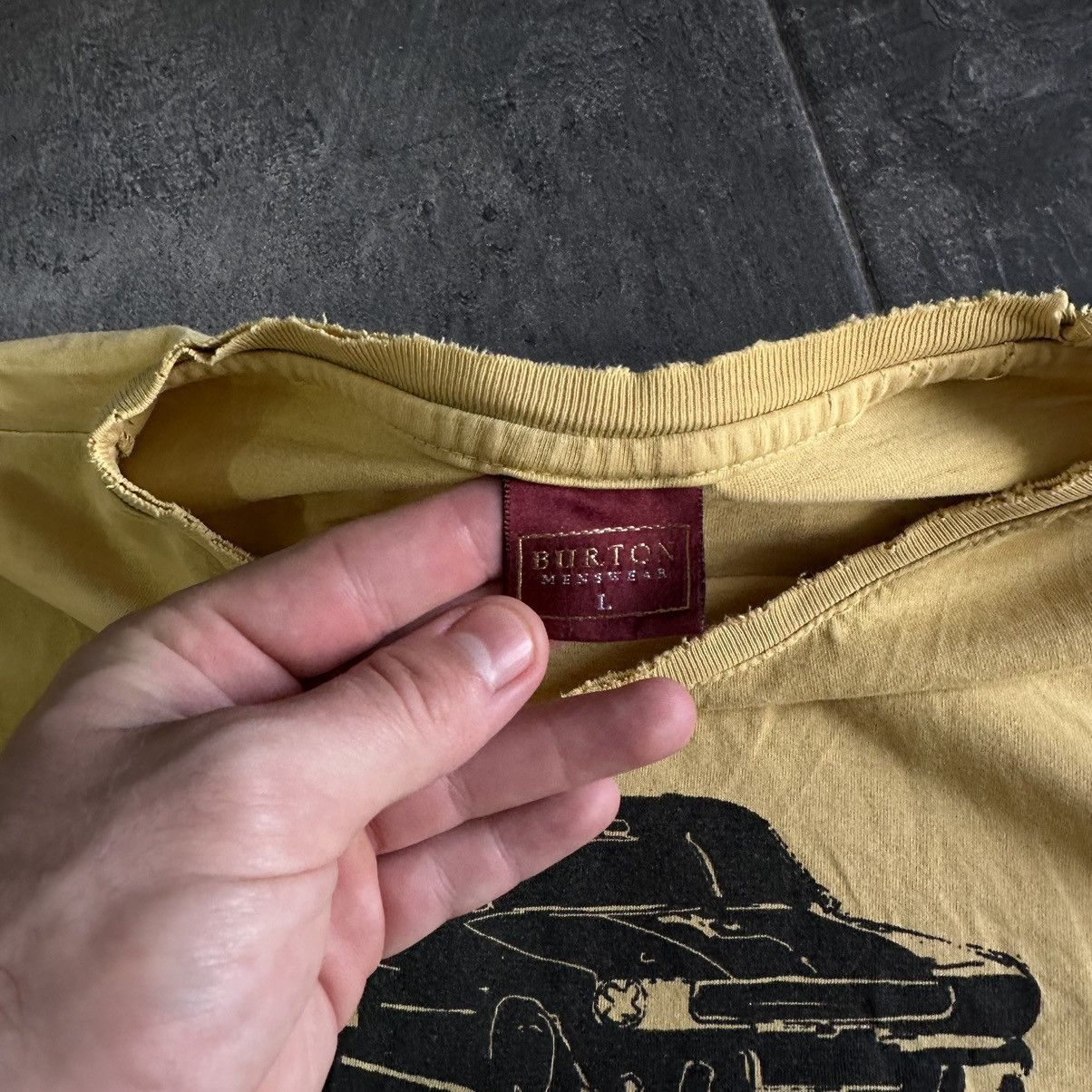 Japanese Brand × Vintage Vintage Japanese Style Drift Car T-shirts Big Logo Used Y2K Size US L / EU 52-54 / 3 - 9 Thumbnail