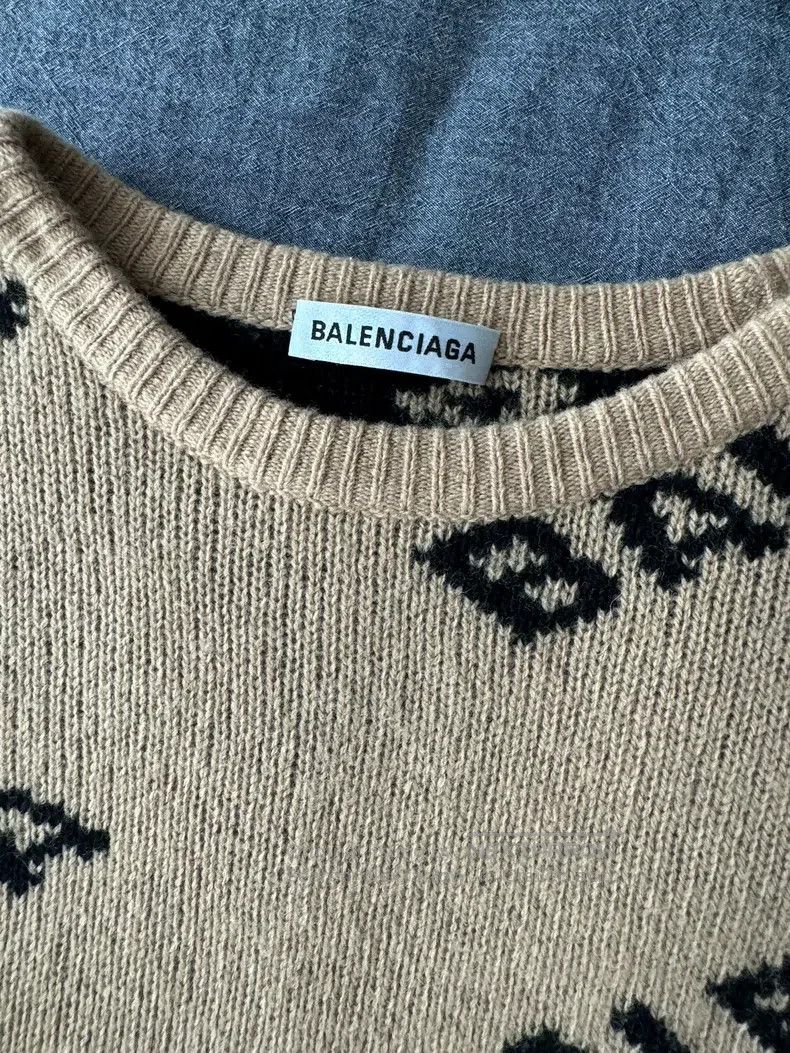 Balenciaga Balenciaga Sweater Size US S / EU 44-46 / 1 - 5 Thumbnail