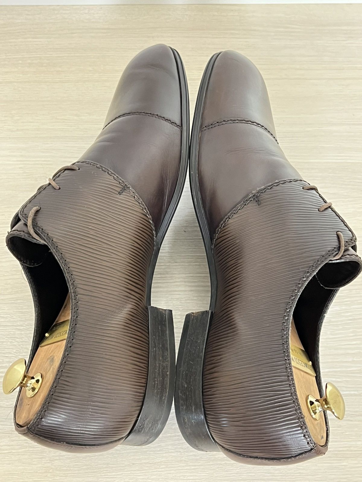 Louis Vuitton Louis Vuitton Epi Leather Cap Toe Derby Shoes Brown Size 10 Size US 10 / EU 43 - 12 Thumbnail