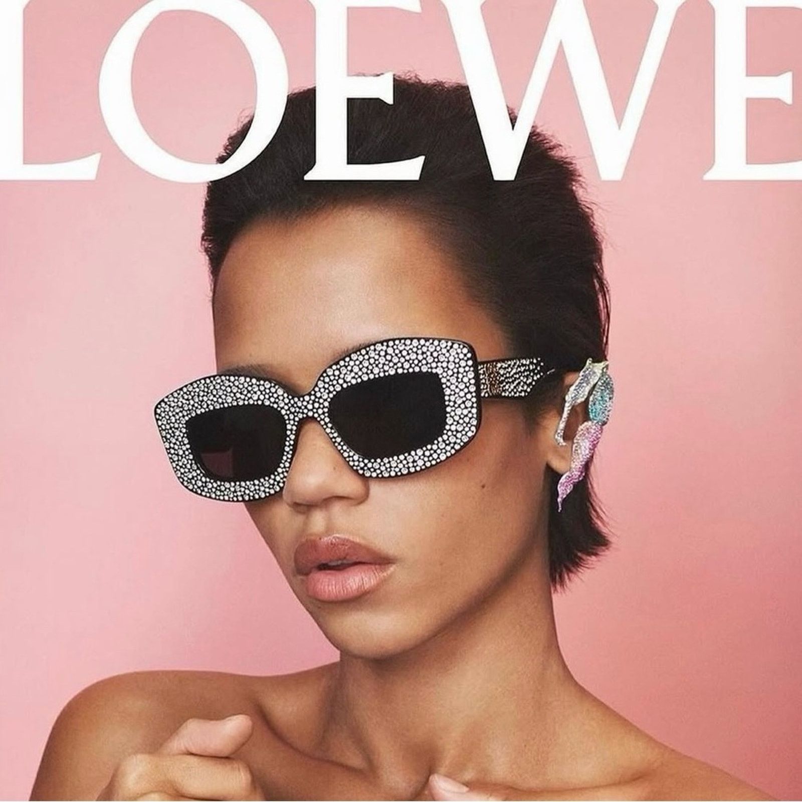 Loewe NWT Loewe Crystal Sunglasses LW4114IS 90A Blue Authentic Size ONE SIZE - 2 Thumbnail