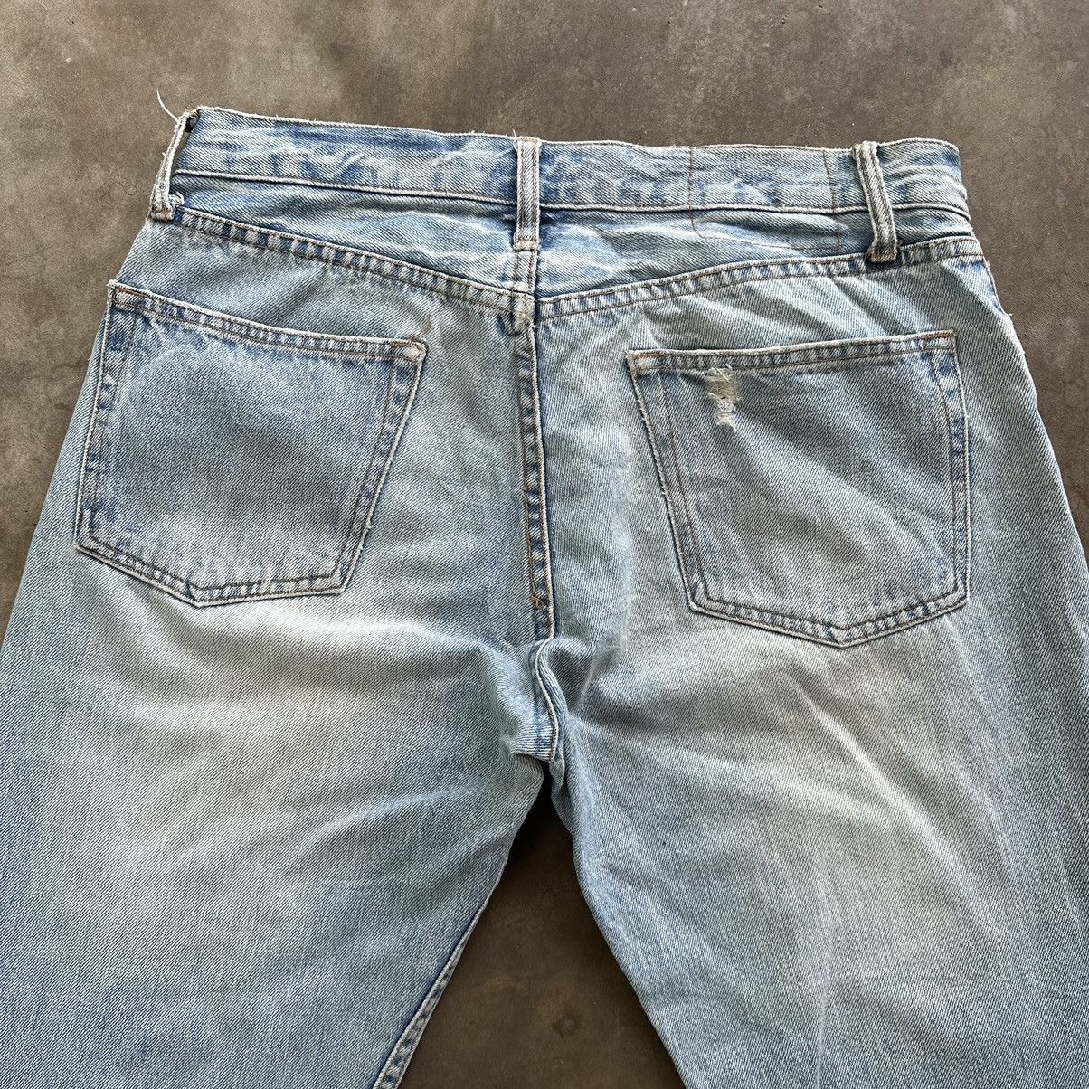 Japanese Brand Vintage Japanese Distressed Faded Denim Jean Pant W33 Size US 33 - 12 Thumbnail