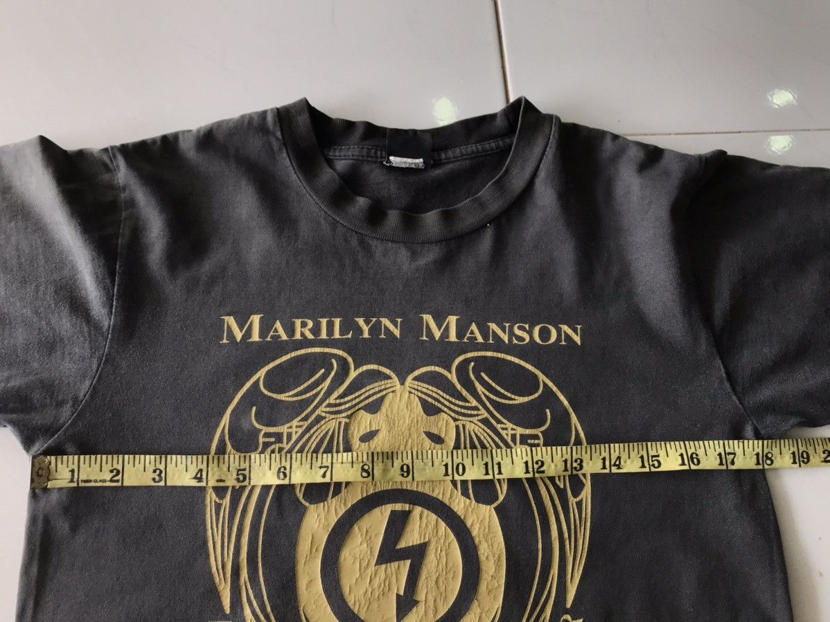 Band Tees Vintage Y2K Marilyn Manson Distressed Band Tee Size US S / EU 44-46 / 1 - 10 Thumbnail