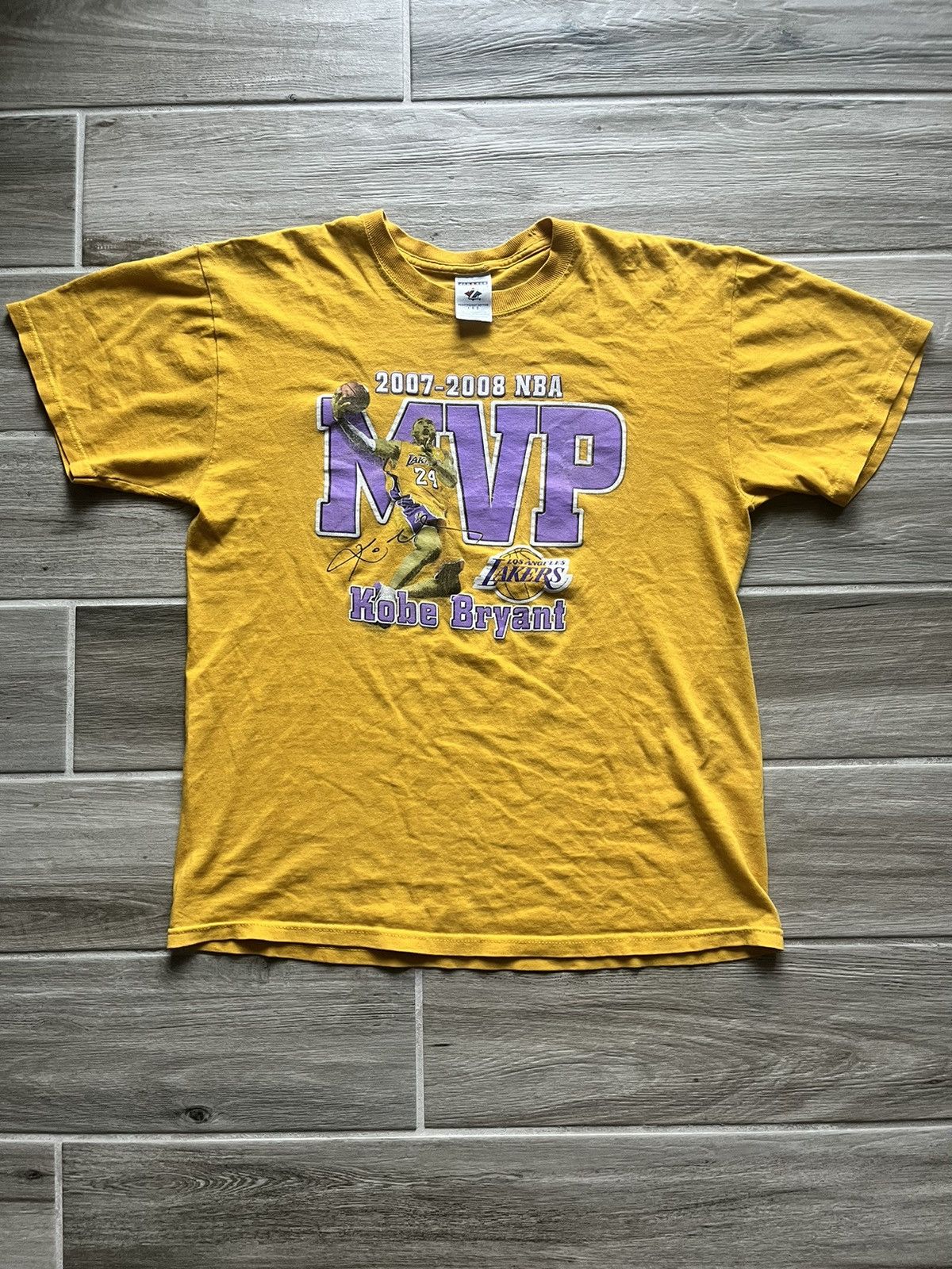 NBA Vintage 2007-08 Kobe Bryant MVP LA Lakers T-Shirt Size Large Size US L / EU 52-54 / 3 - 1 Thumbnail