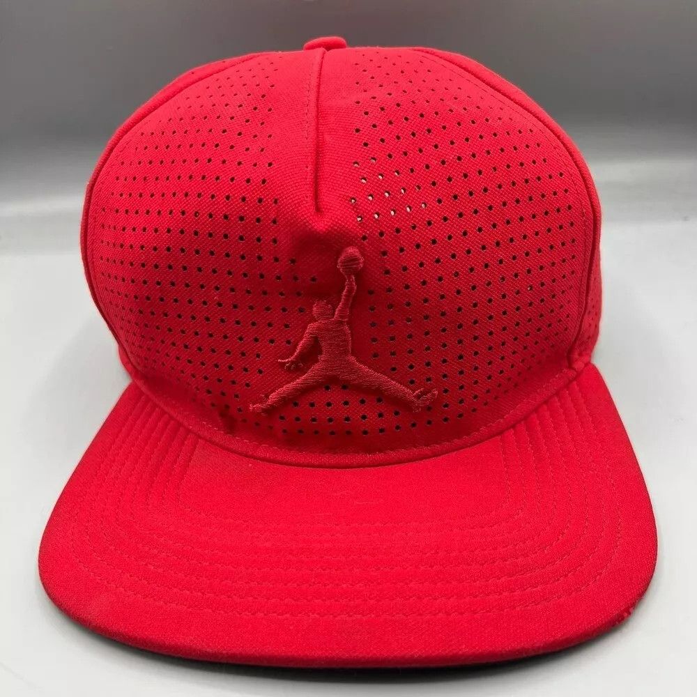 Jordan Brand Air Jordan Hat Men Perforated Embroidered Logo Snap Back Size ONE SIZE - 1 Thumbnail