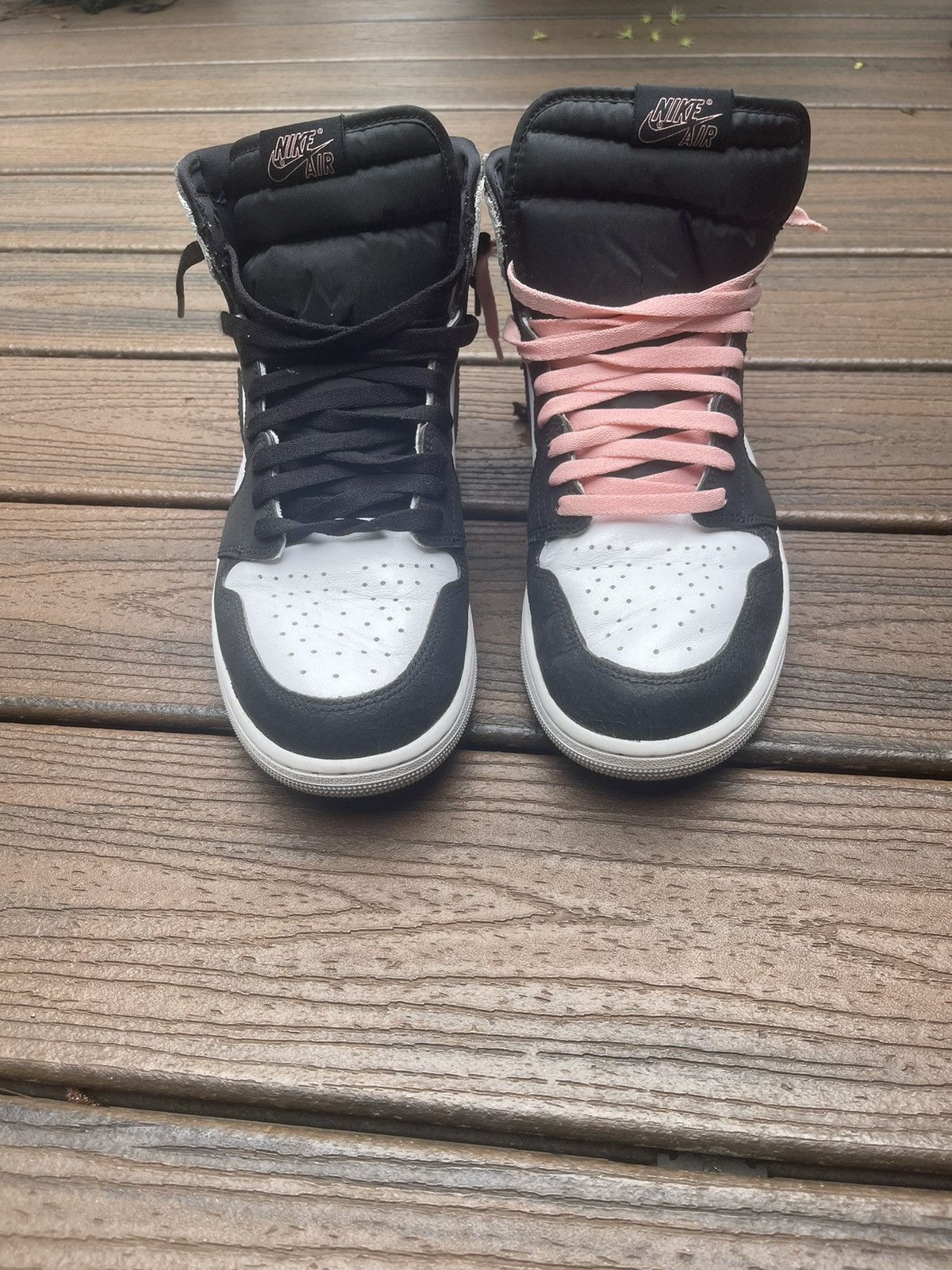 Jordan Brand Jordan 1 Retro High OG Bleached Coral Size US 12 / EU 45 - 3 Thumbnail