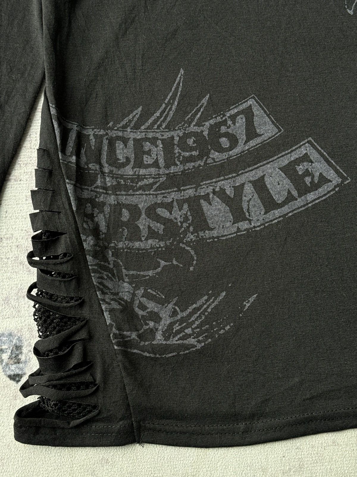 Japanese Brand Punk Edge One Wing Road Skulls Poem Riot Hoodies Size US S / EU 44-46 / 1 - 6 Thumbnail