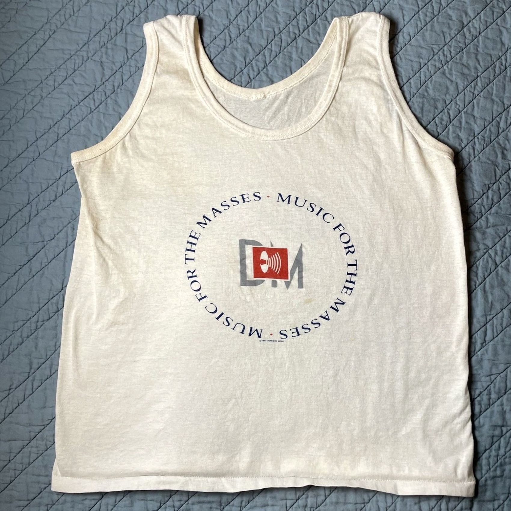 Vintage VINTAGE Depeche Mode Music For The Masses Concert Tour Tank Top 1987-88 Sz L Shirt Unisex Adults White 80s Band Tour Conf﻿erence Size US L / EU 52-54 / 3 - 5 Thumbnail