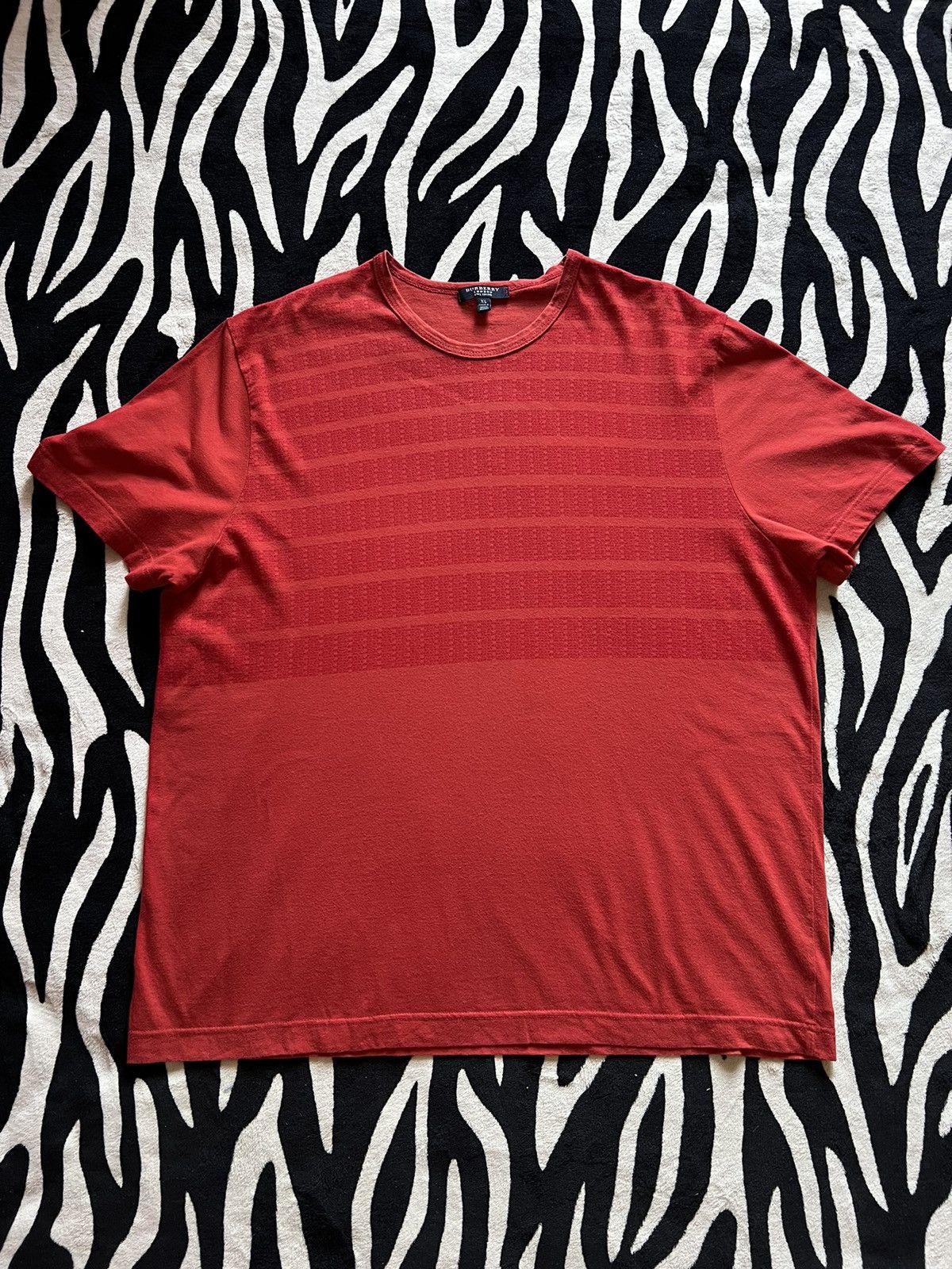 Burberry × Vintage Burberry t-shirt mens vintage monogram logo design Size US XL / EU 56 / 4 - 1 Thumbnail