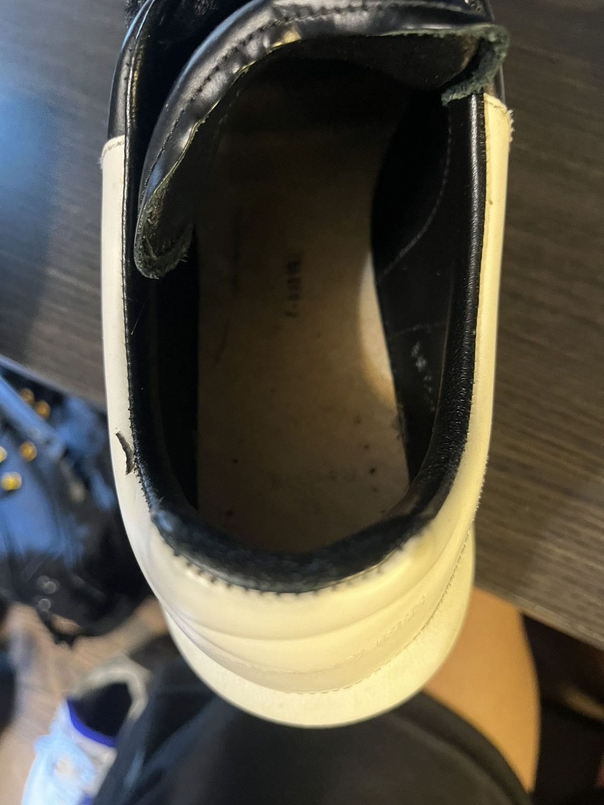Alexander McQueen Alexander McQueen Oversized Low Black Size US 10 / EU 43 - 9 Thumbnail