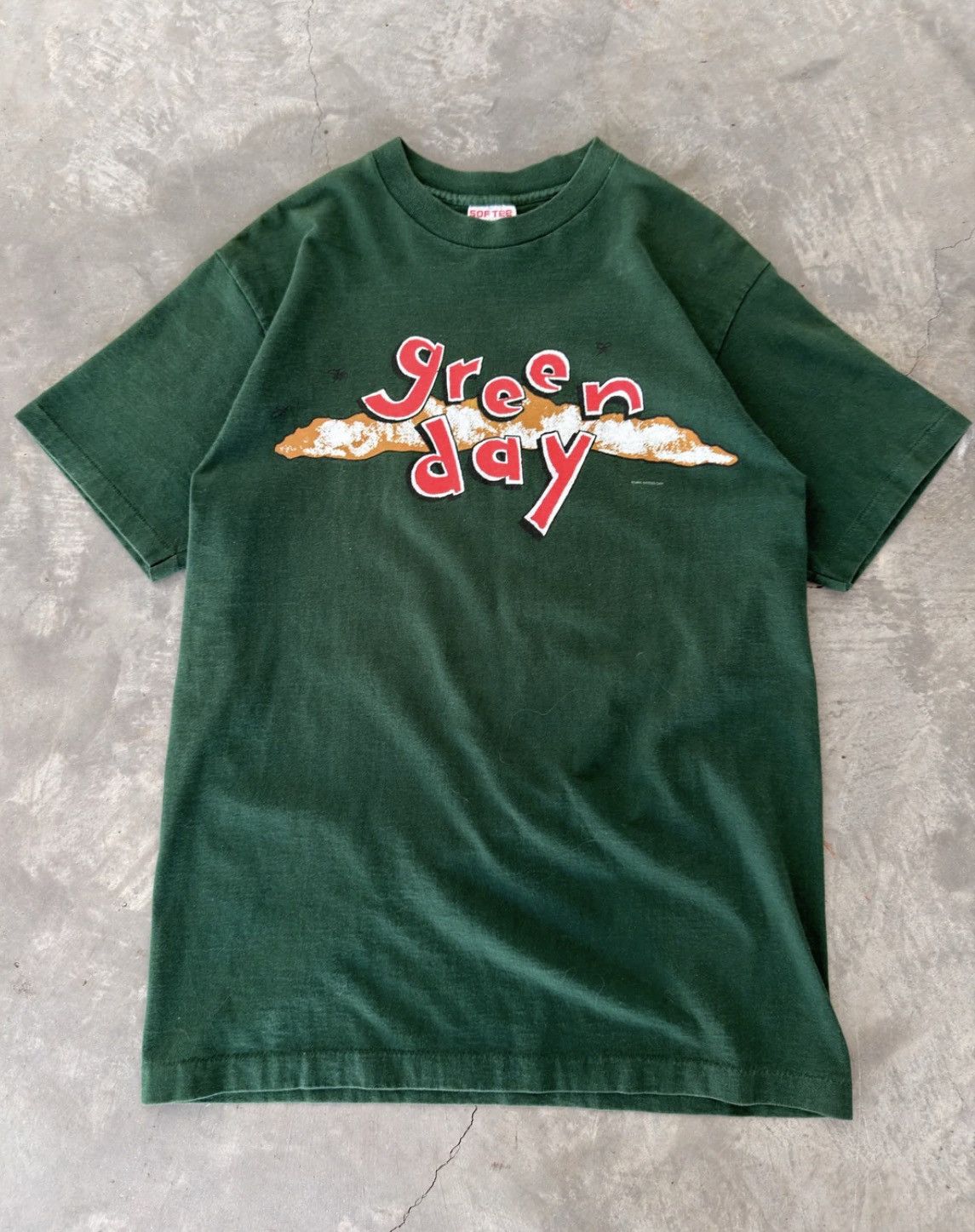 Band Tees 1994 green day dookie tee Size US L / EU 52-54 / 3 - 1 Thumbnail