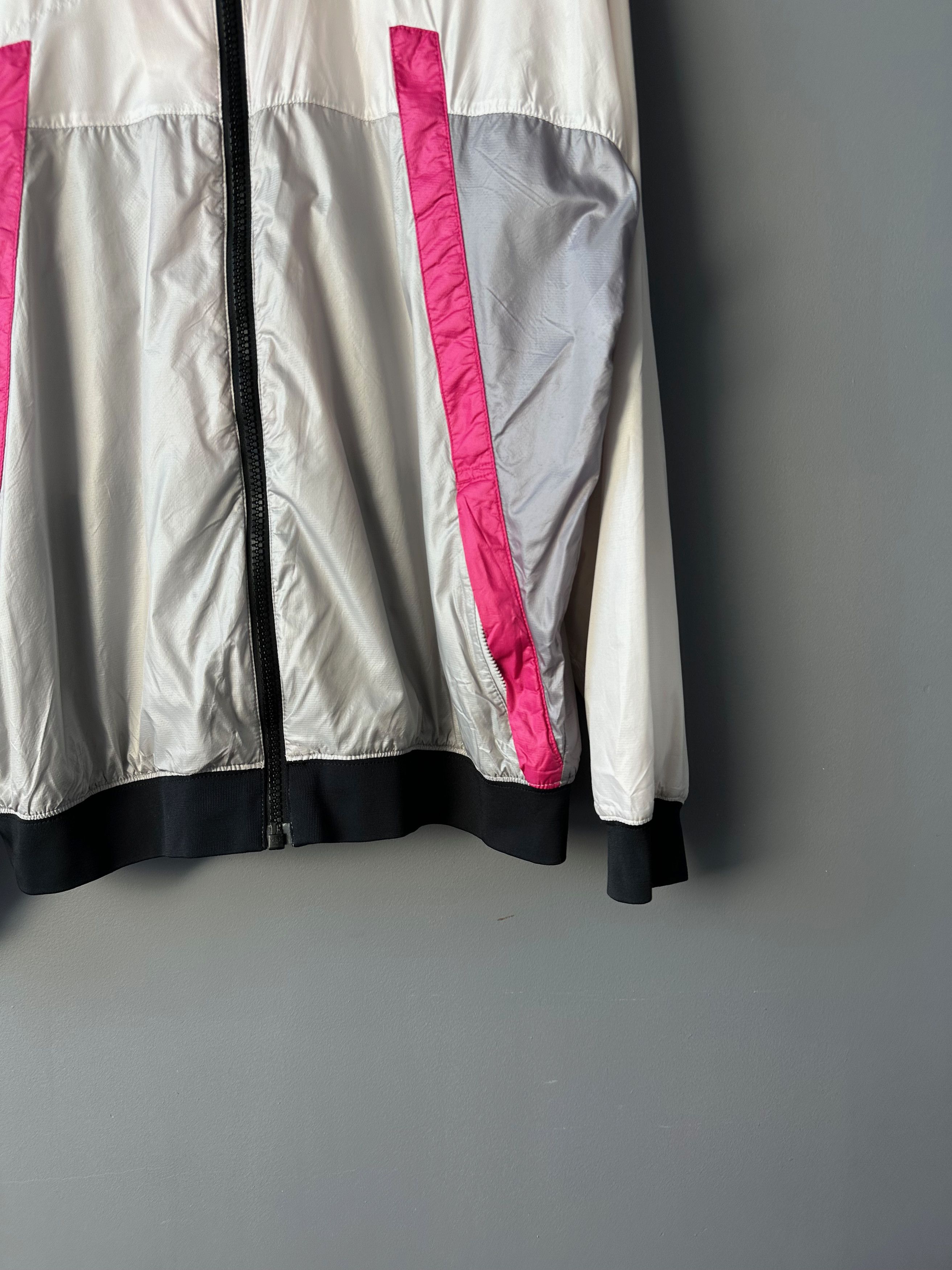 Nike Nike AD Windrunner Light Hooded Jacket Winbreaker Size US XL / EU 56 / 4 - 2 Thumbnail