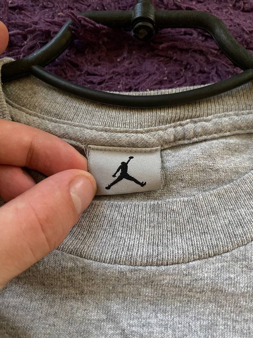 Jordan Brand Vintage Air Jordan T shirt center logo Size US L / EU 52-54 / 3 - 2 Thumbnail
