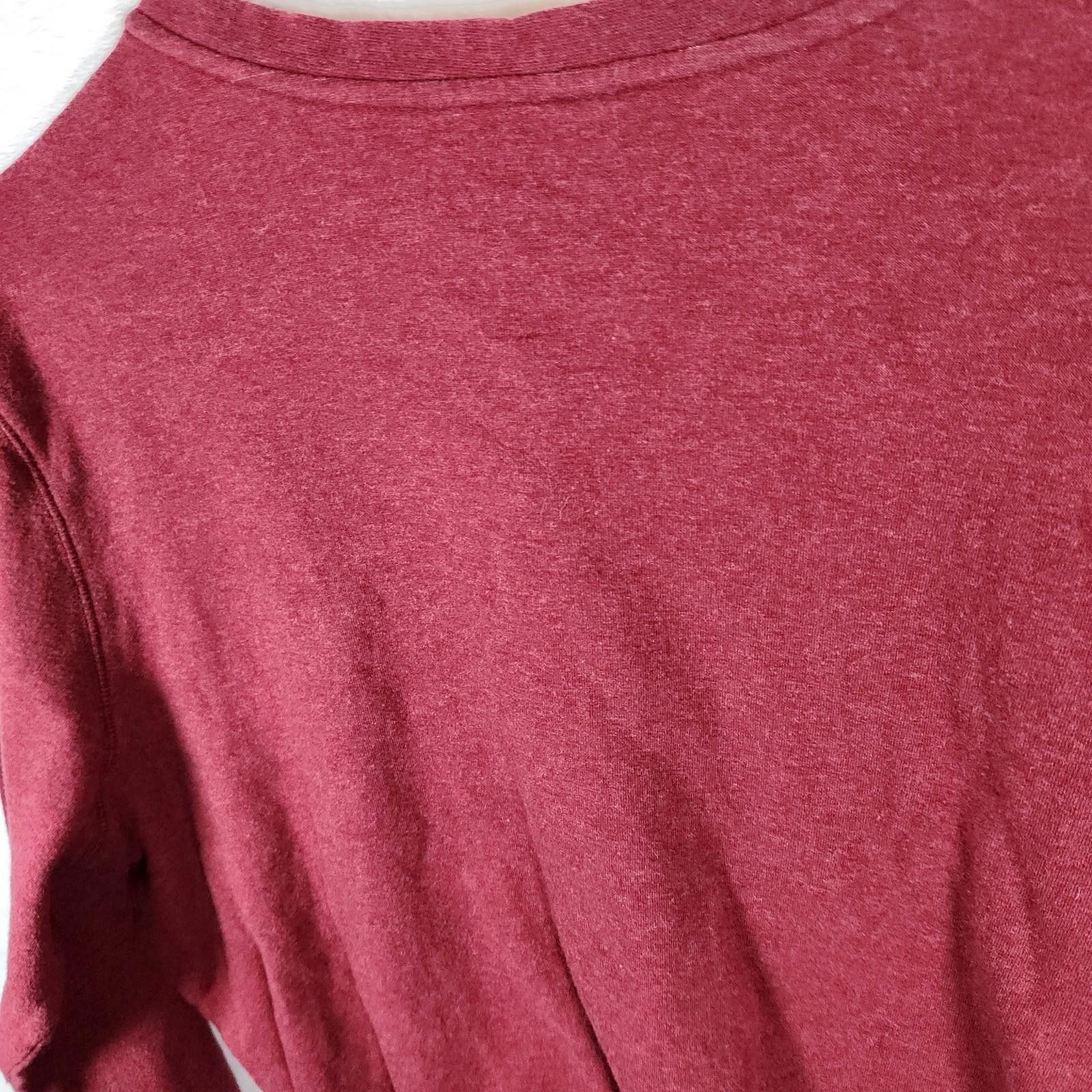 Eddie Bauer Eddie Bauer Maroon Long Sleeve Henley Size 2XL Size US XXL / EU 58 / 5 - 7 Thumbnail
