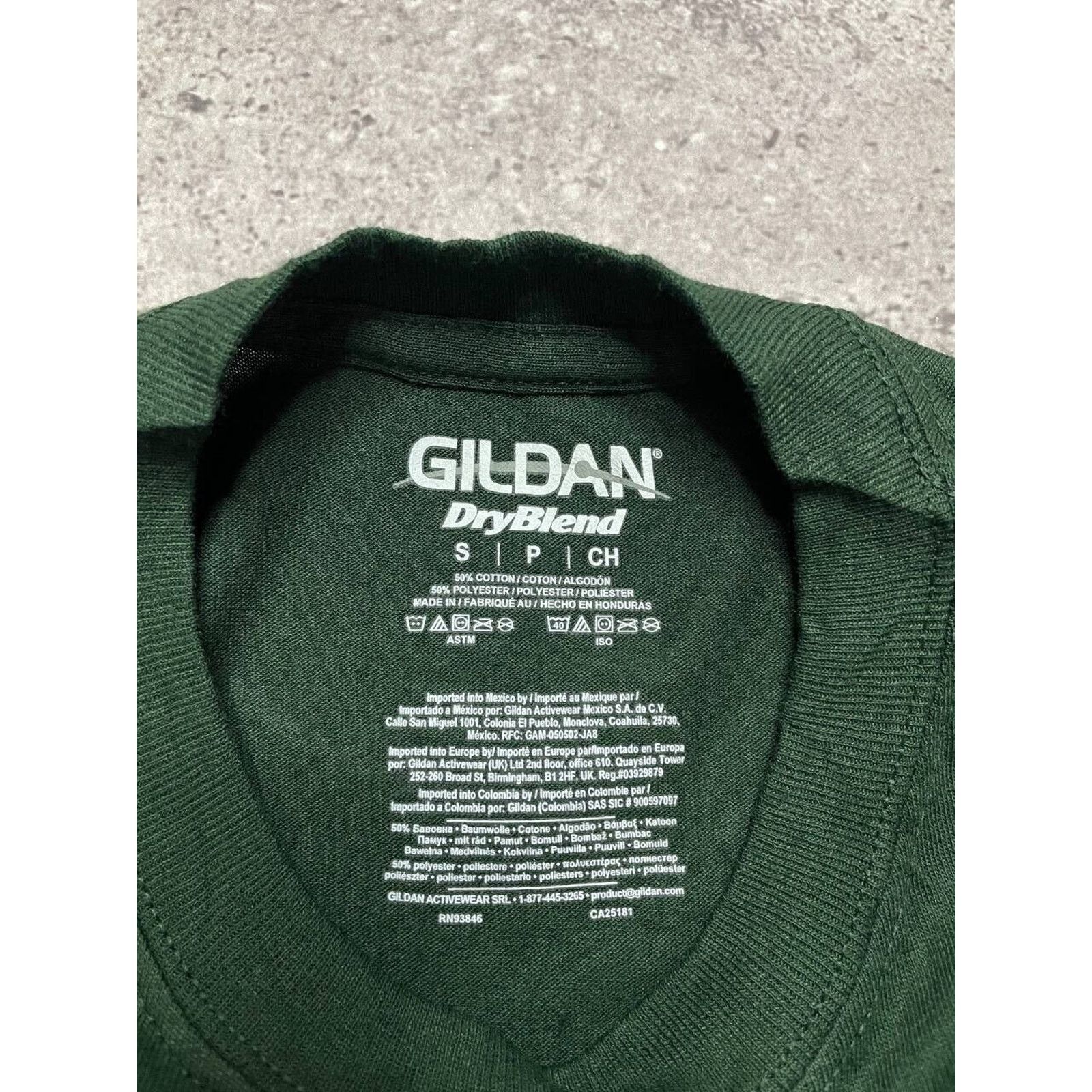 Gildan × Vintage Vintage Landsharks Running Club T-Shirt Green S Poly USA Size US S / EU 44-46 / 1 - 3 Thumbnail