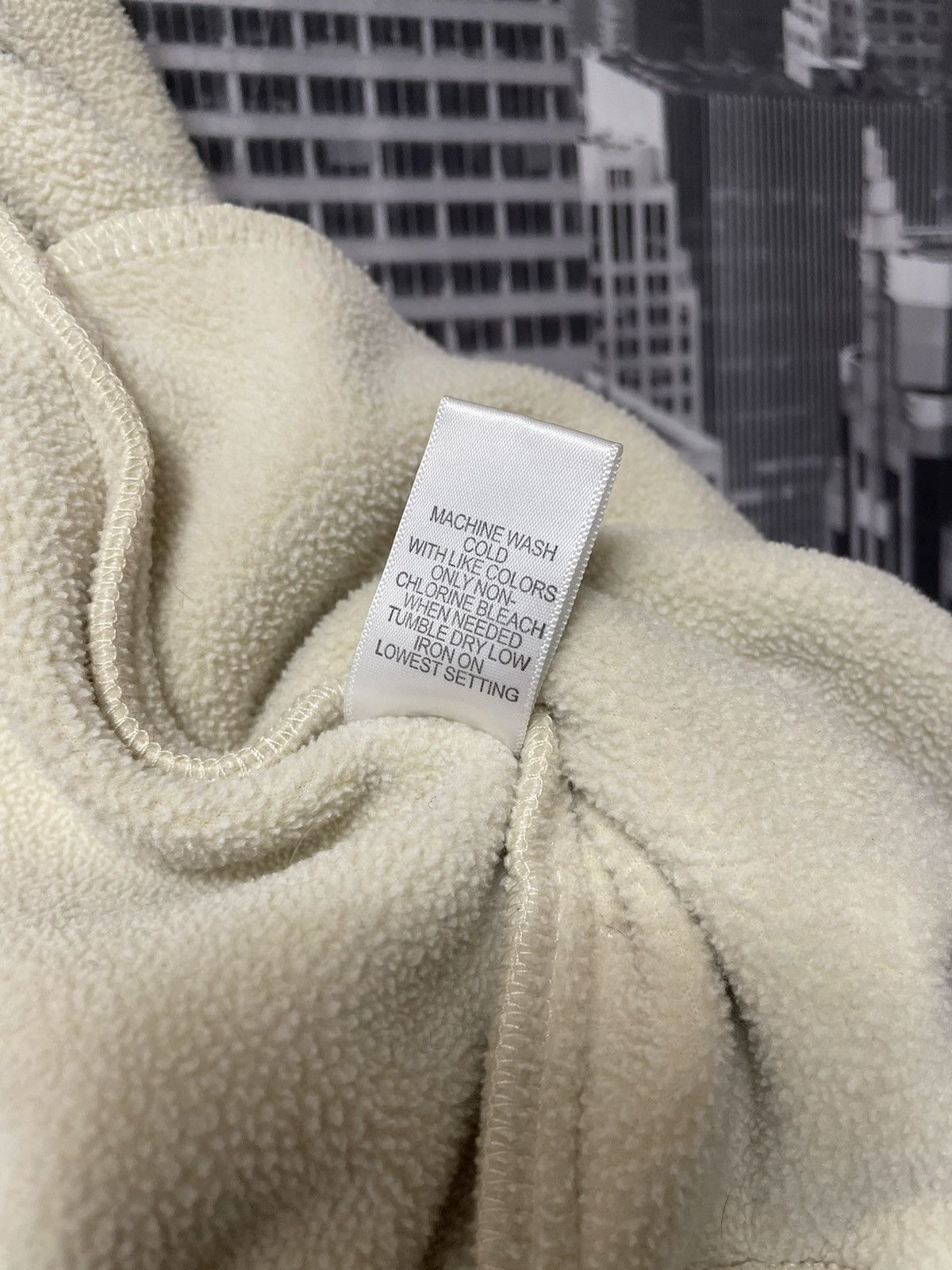 Fear of God Fear of God Essentials Polar Fleece Cream SZ Small 🔥 Size US S / EU 44-46 / 1 - 7 Thumbnail
