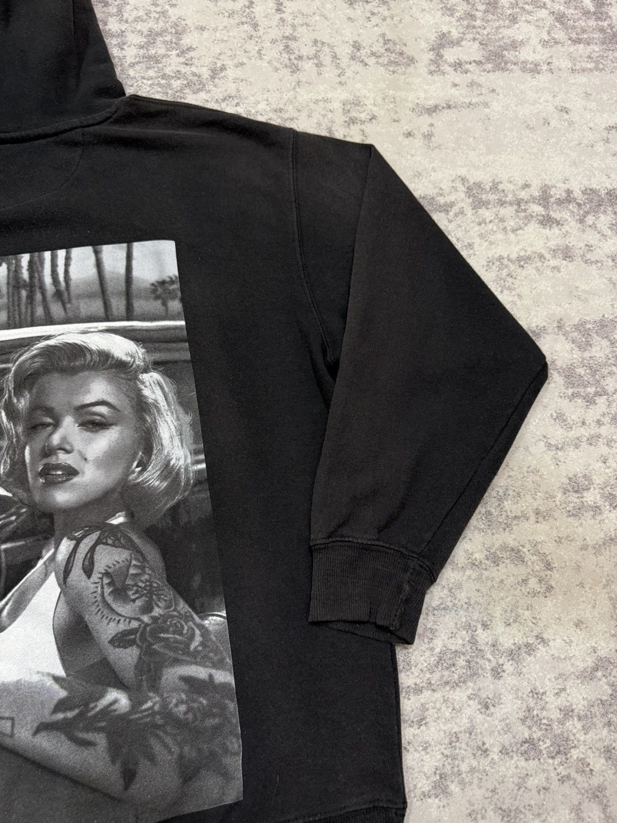 Japanese Brand Mariyln Monroe Graphic Hoodie Timeless Beauty Pullover Sweat Size US XL / EU 56 / 4 - 11 Thumbnail