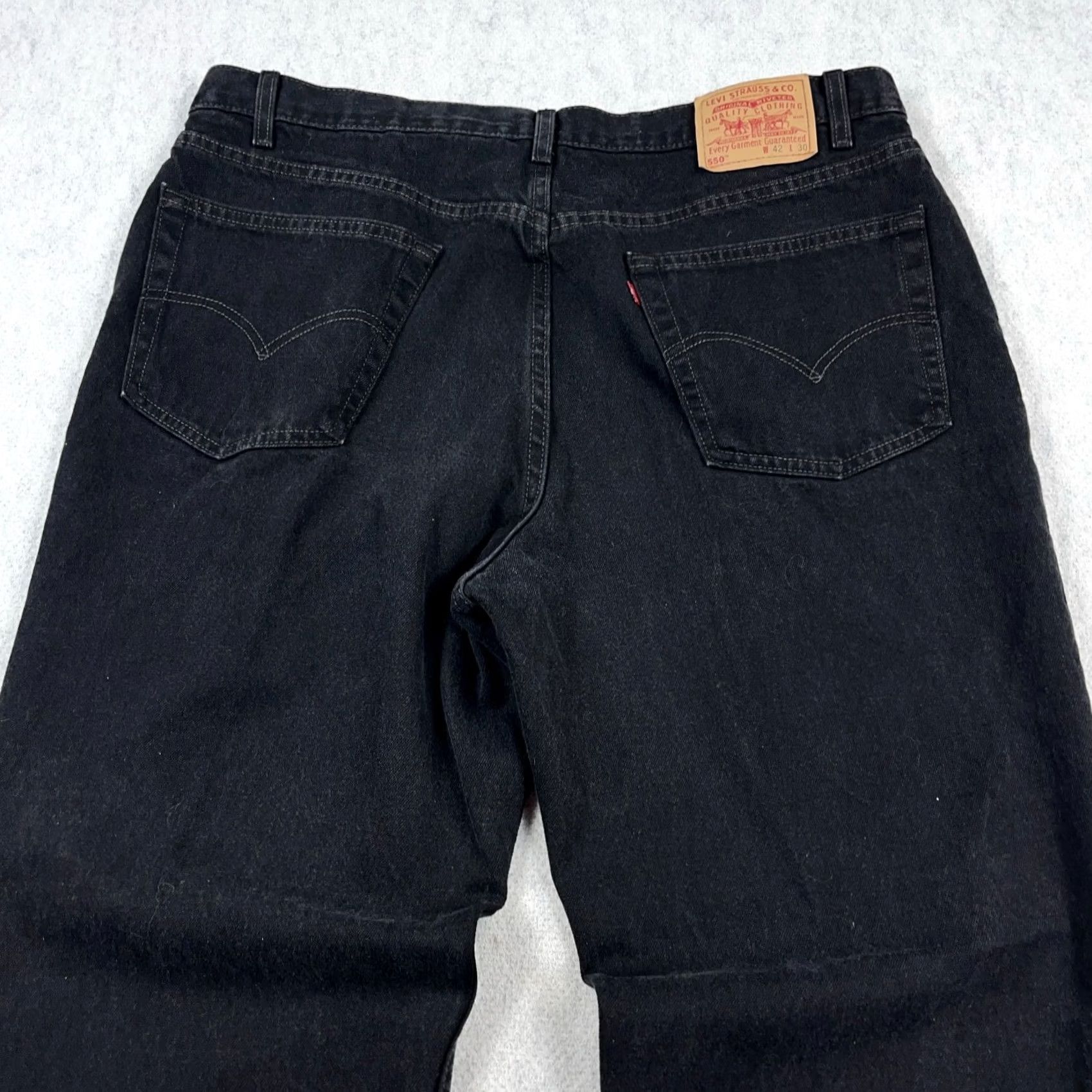 Levi's VINTAGE Levi's 550 Jeans Men 40x30 Black Relaxed Fit Straight Leg 90s 1999 Size US 40 / EU 56 - 3 Thumbnail