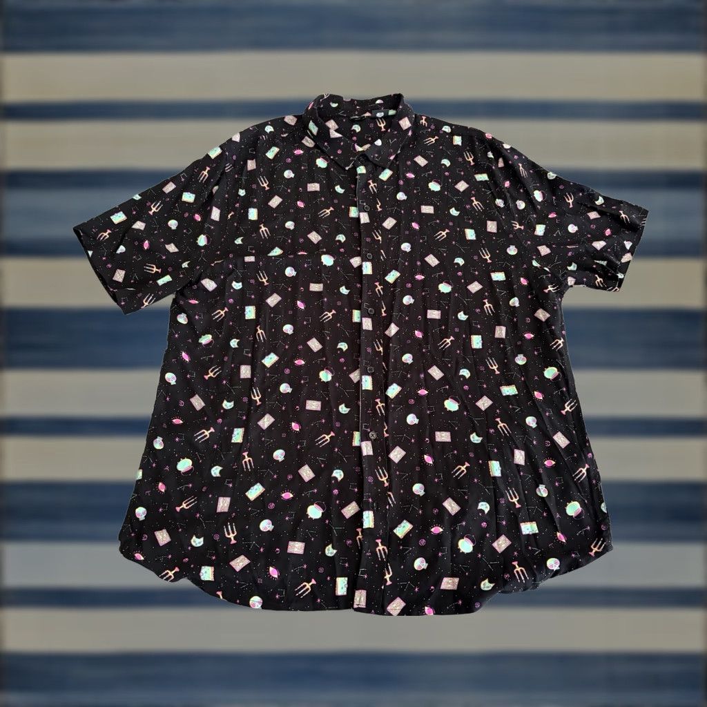 Disney Disney Hocus Pocus Button Up Shirt 2XL Men Black Halloween AOP Shirt Womens? Size US XXL / EU 58 / 5 - 1 Thumbnail