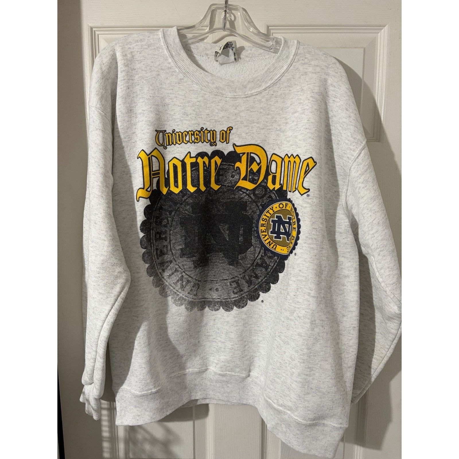 Nutmeg Vtg 90s Notre Dame Nutmeg Crewneck Sz L College Sweatshirt Size US L / EU 52-54 / 3 - 1 Thumbnail
