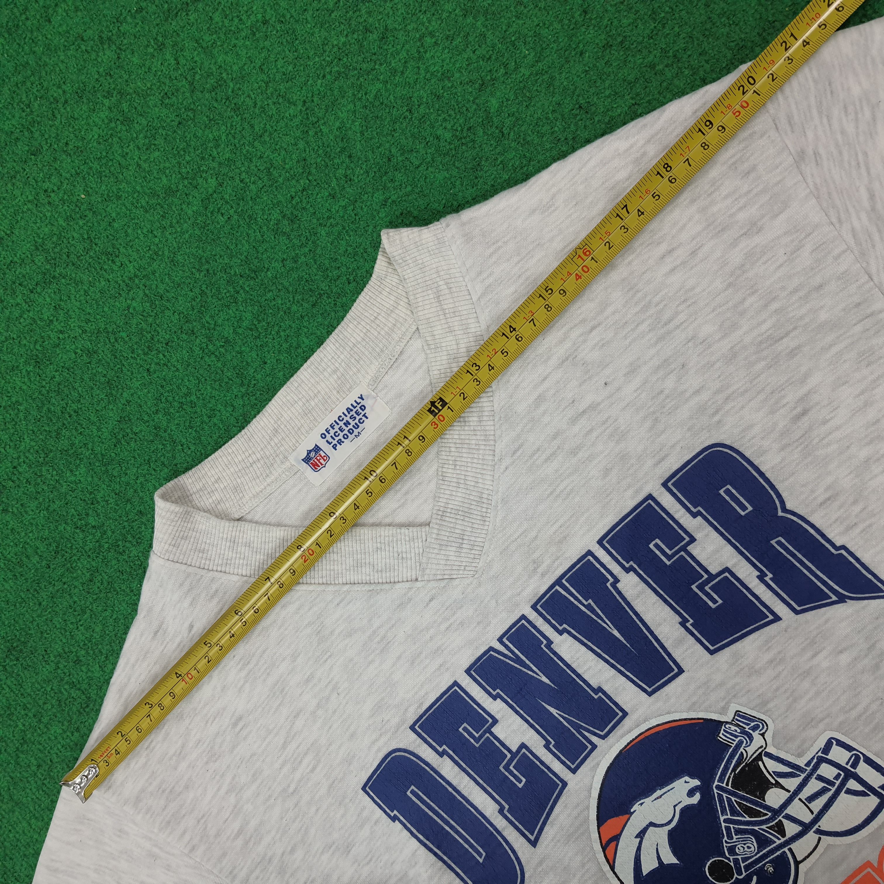 NFL Vintage Denver Broncos NFL Team Sweatshirt C271N13 Size US M / EU 48-50 / 2 - 8 Thumbnail