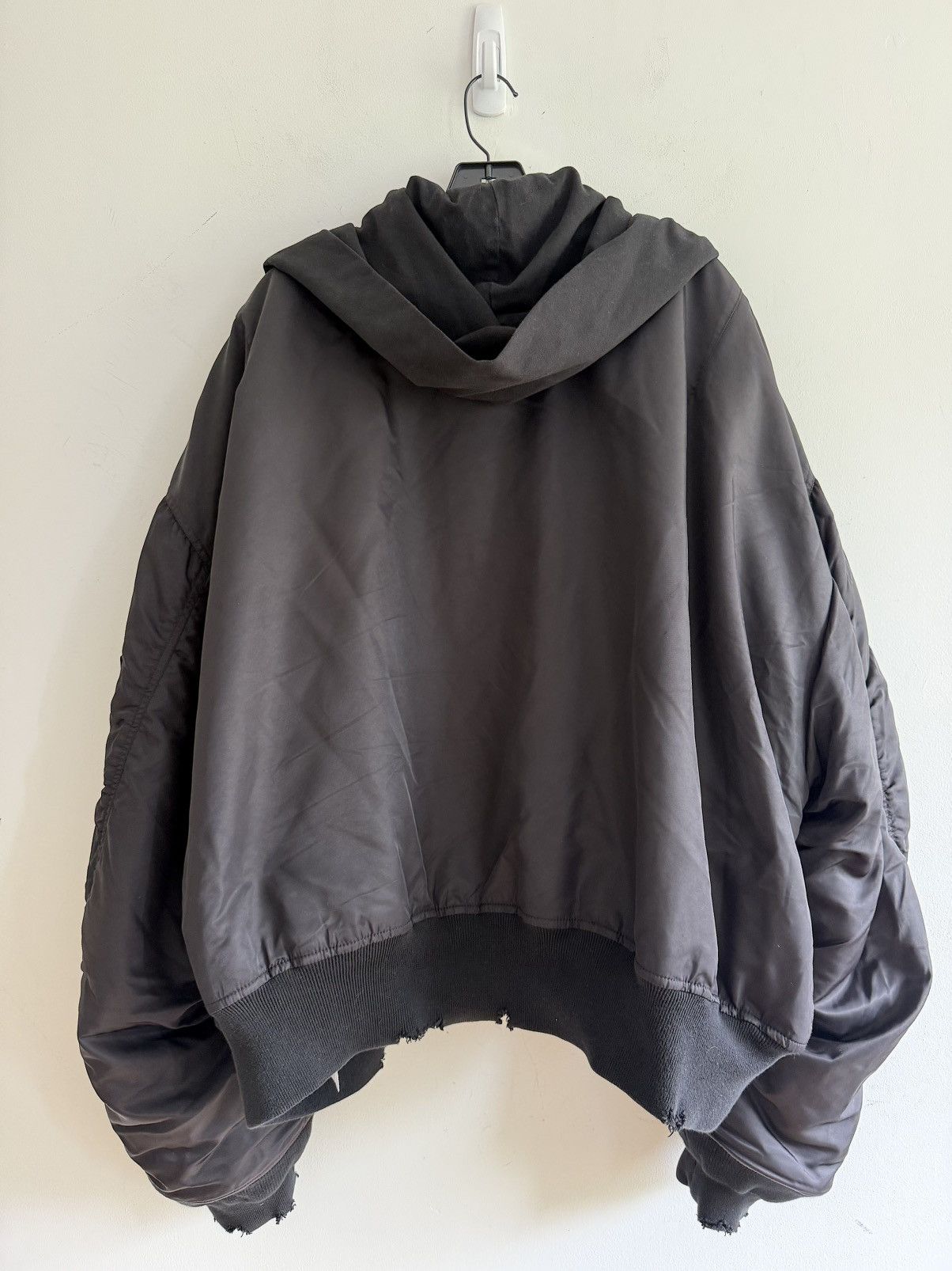 Balenciaga Fall 24 Incognito Bomber Jacket (L) Size US L / EU 52-54 / 3 - 10 Thumbnail