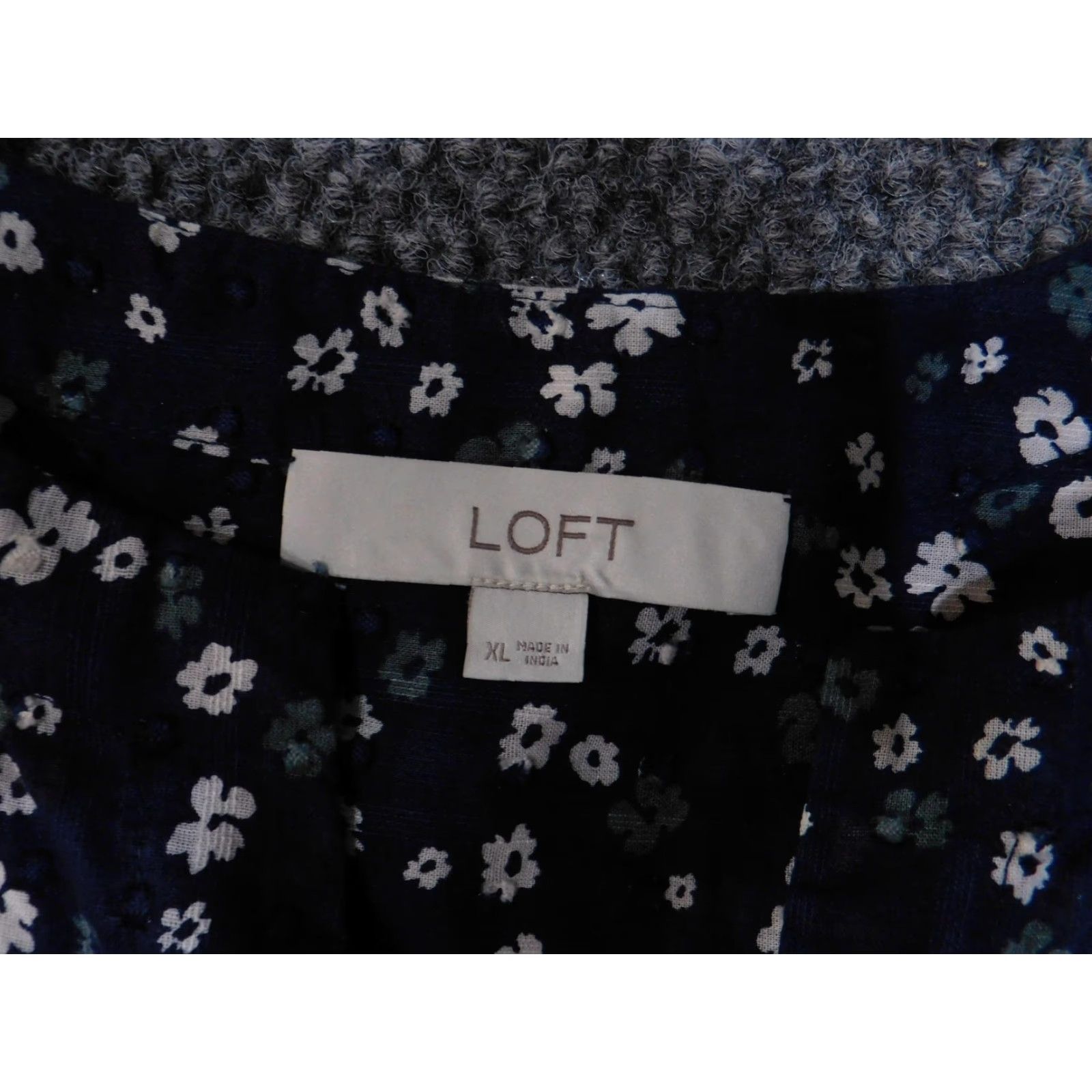 Loft VINTAGE LOFT Blouse Womens XL Blue White Floral Long Sleeve Lightweight Top Cotton Size XL / US 12-14 / IT 48-50 - 6 Thumbnail