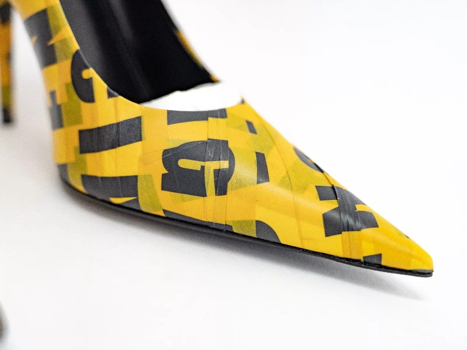 Balenciaga Balenciaga Knife Pumps Orange Caution Tape Logo Runway Kim Size US 8 / IT 38 - 8 Thumbnail