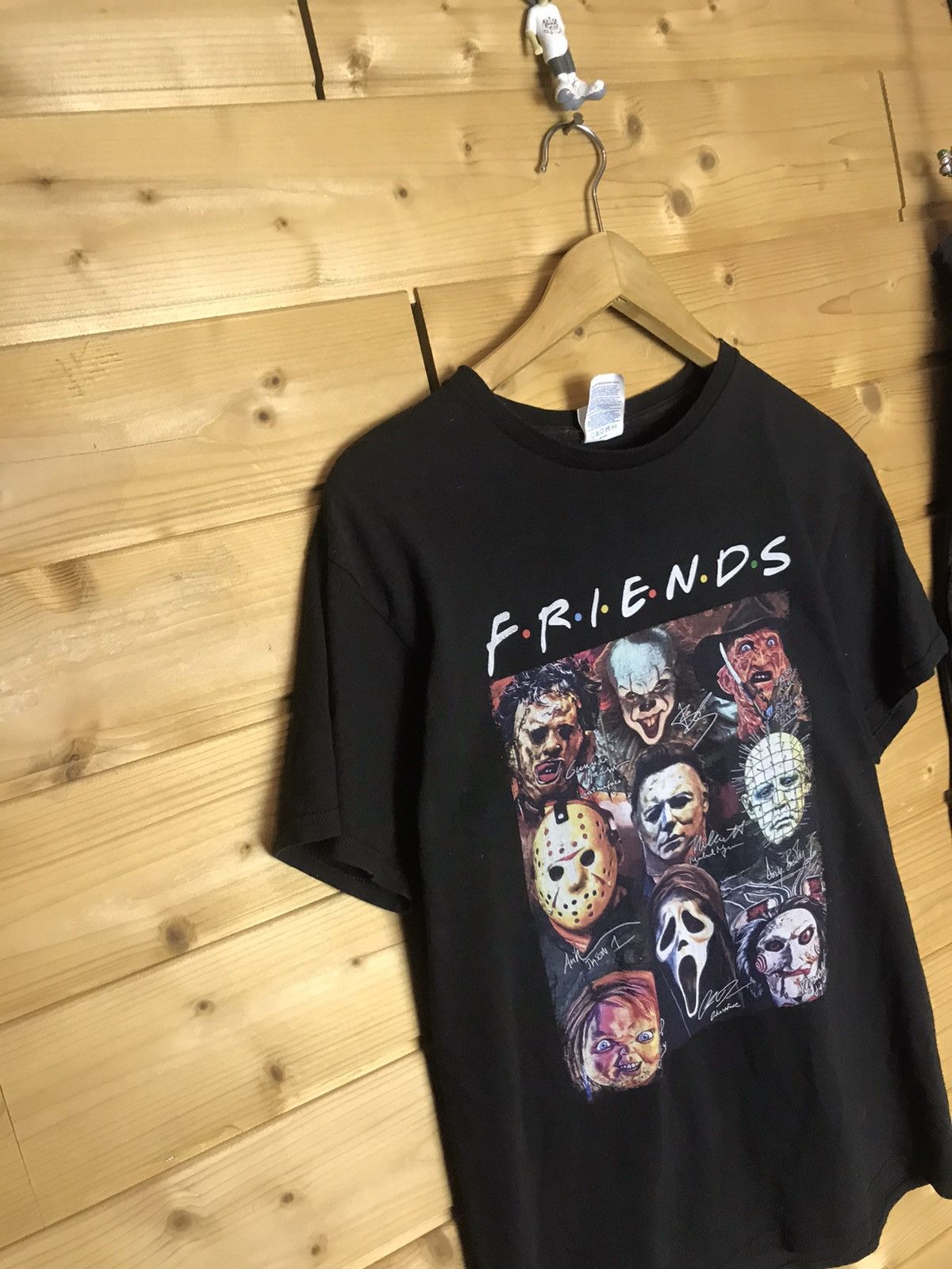 Vintage Friends horror t-shirt Size US M / EU 48-50 / 2 - 2 Thumbnail