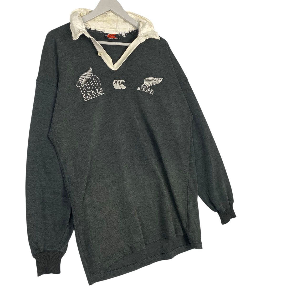 Other Vintage Canterbury Of New Zealand Black Longsleeve Size L Size US L / EU 52-54 / 3 - 3 Thumbnail