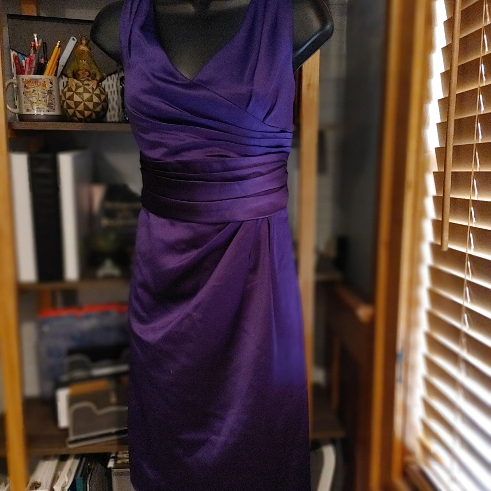 Other Purple Bridesmaid/Party Dress by David's Bridal Size M / US 6-8 / IT 42-44 - 2 Thumbnail
