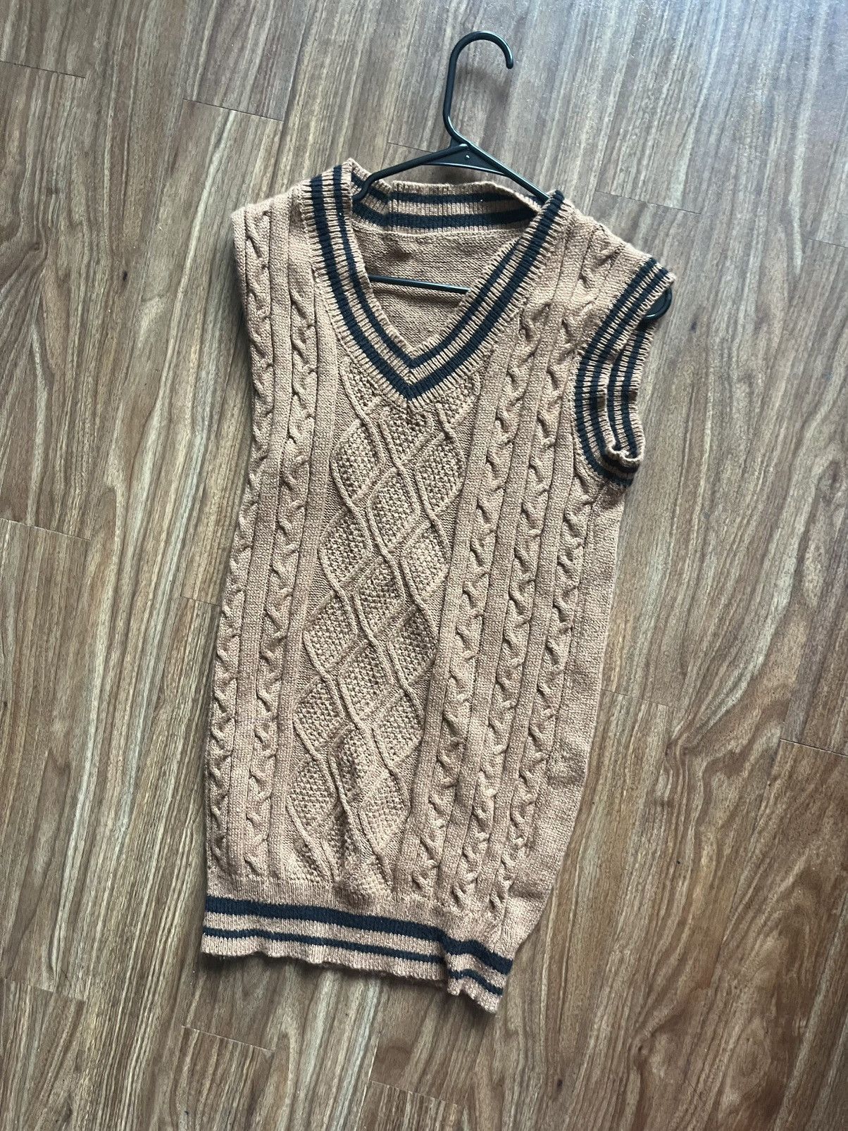 Other Brown sleeveless knitted sweater vest #loungewear Size M / US 6-8 / IT 42-44 - 1 Thumbnail