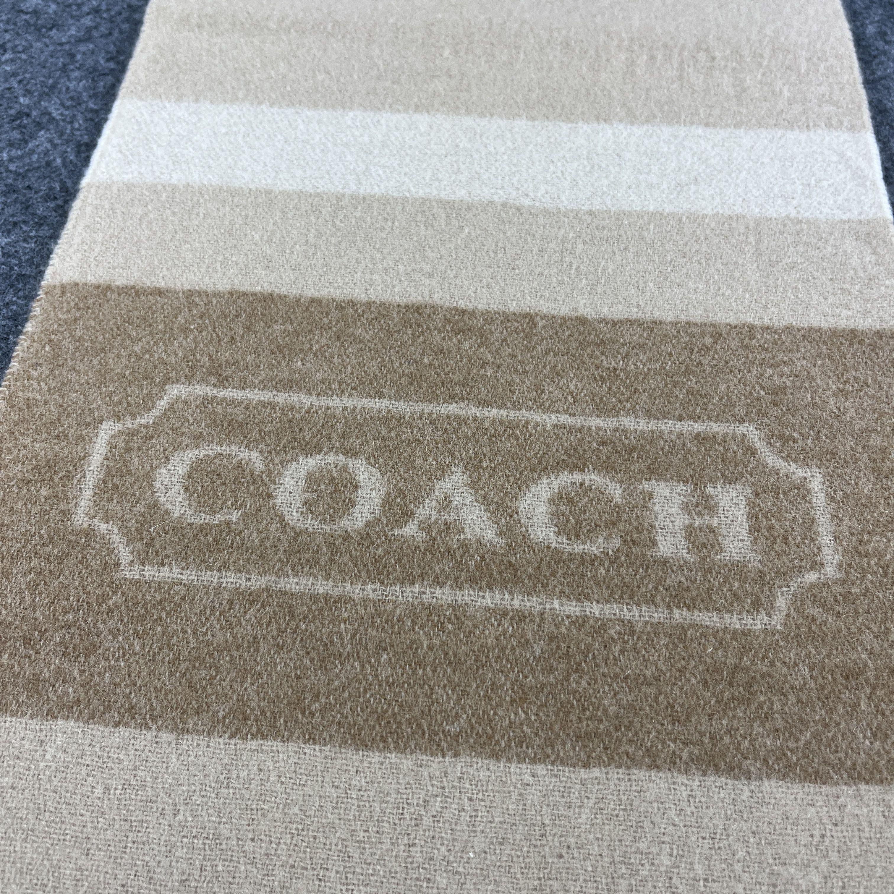 Coach Coach Scarf/ Muffler / Neckwear Size ONE SIZE - 5 Thumbnail