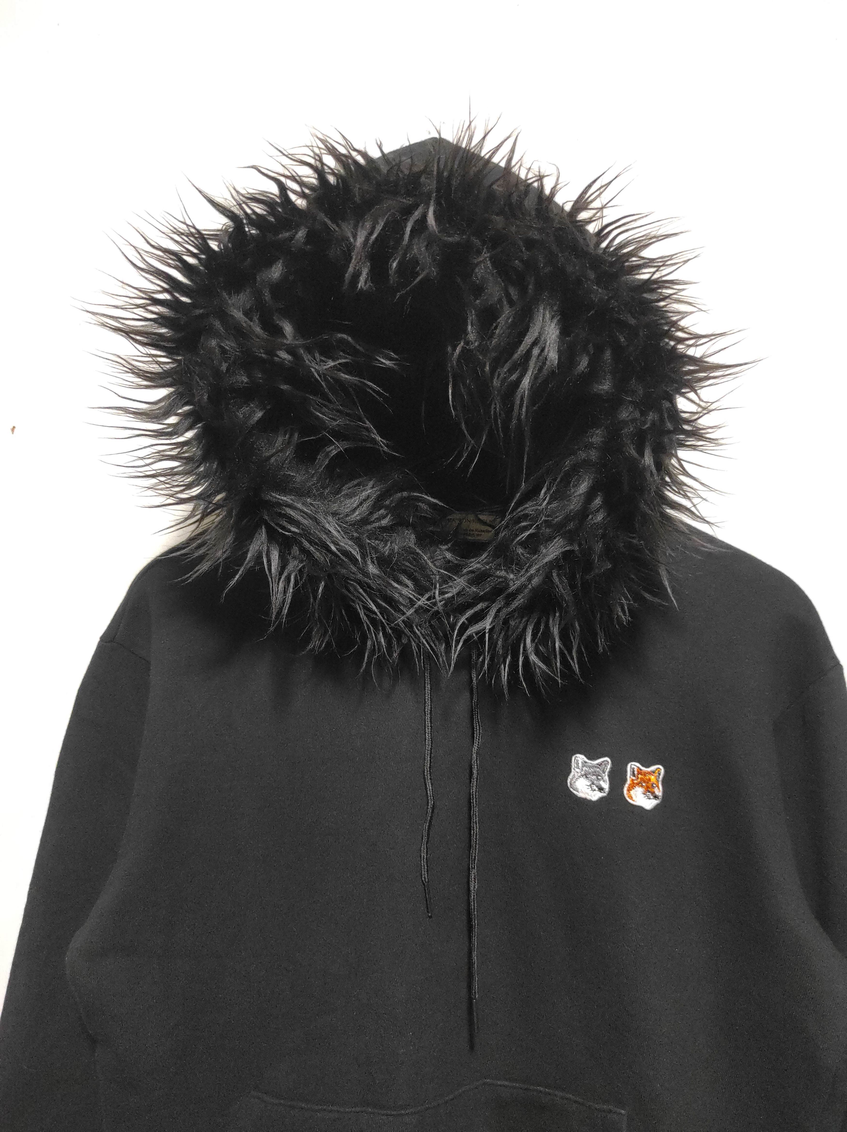 Maison Kitsune Maison Kitsune Fur Hoodie LGB style Size US S / EU 44-46 / 1 - 3 Thumbnail