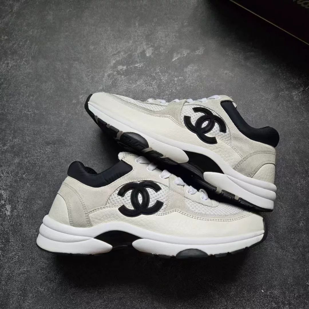 Chanel Chanel Black Lowtop Sneakers 37 Women Size US 6.5 / IT 36.5 - 1 Thumbnail